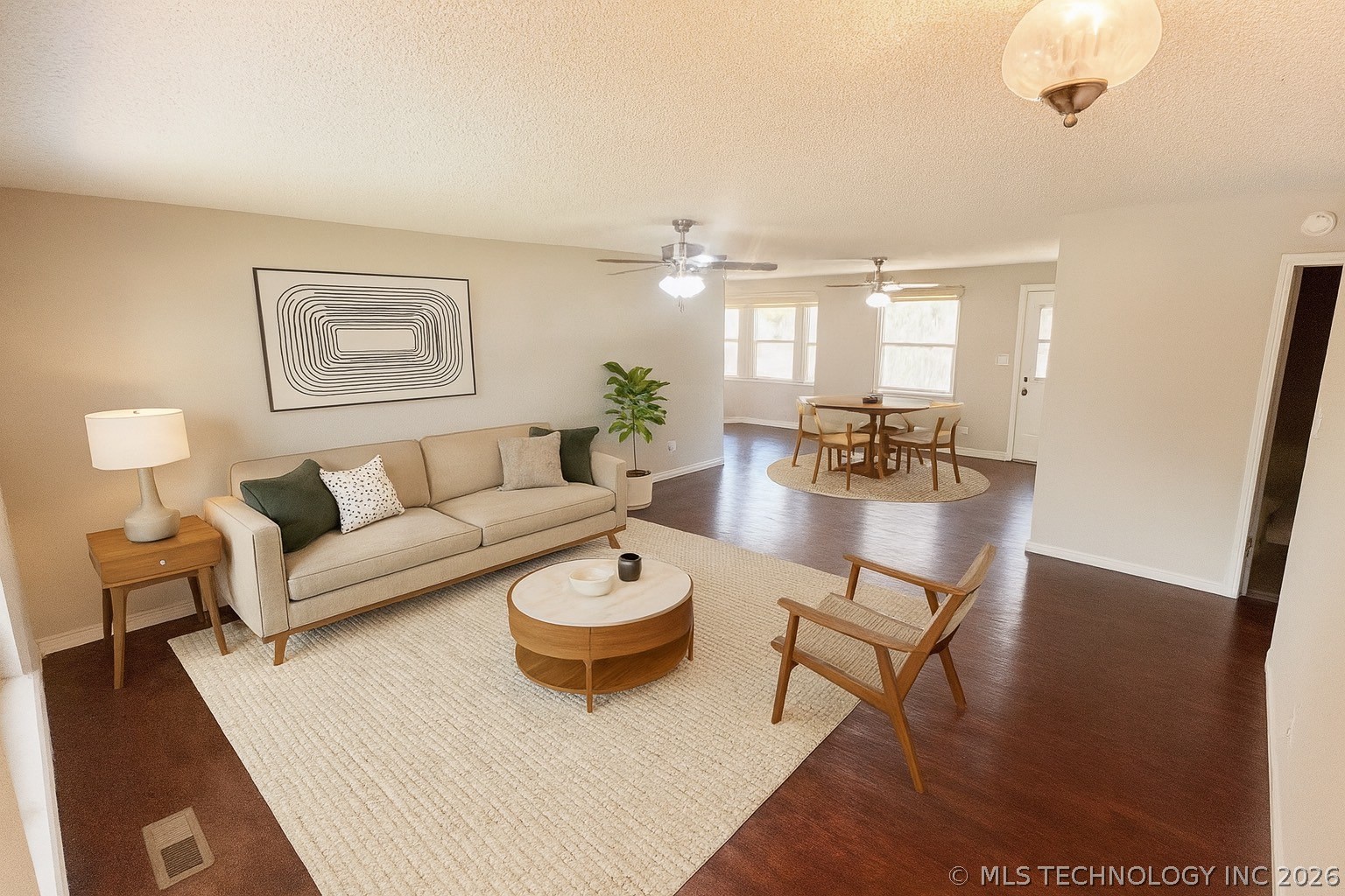 421 N Cedar Street Property Photo 2