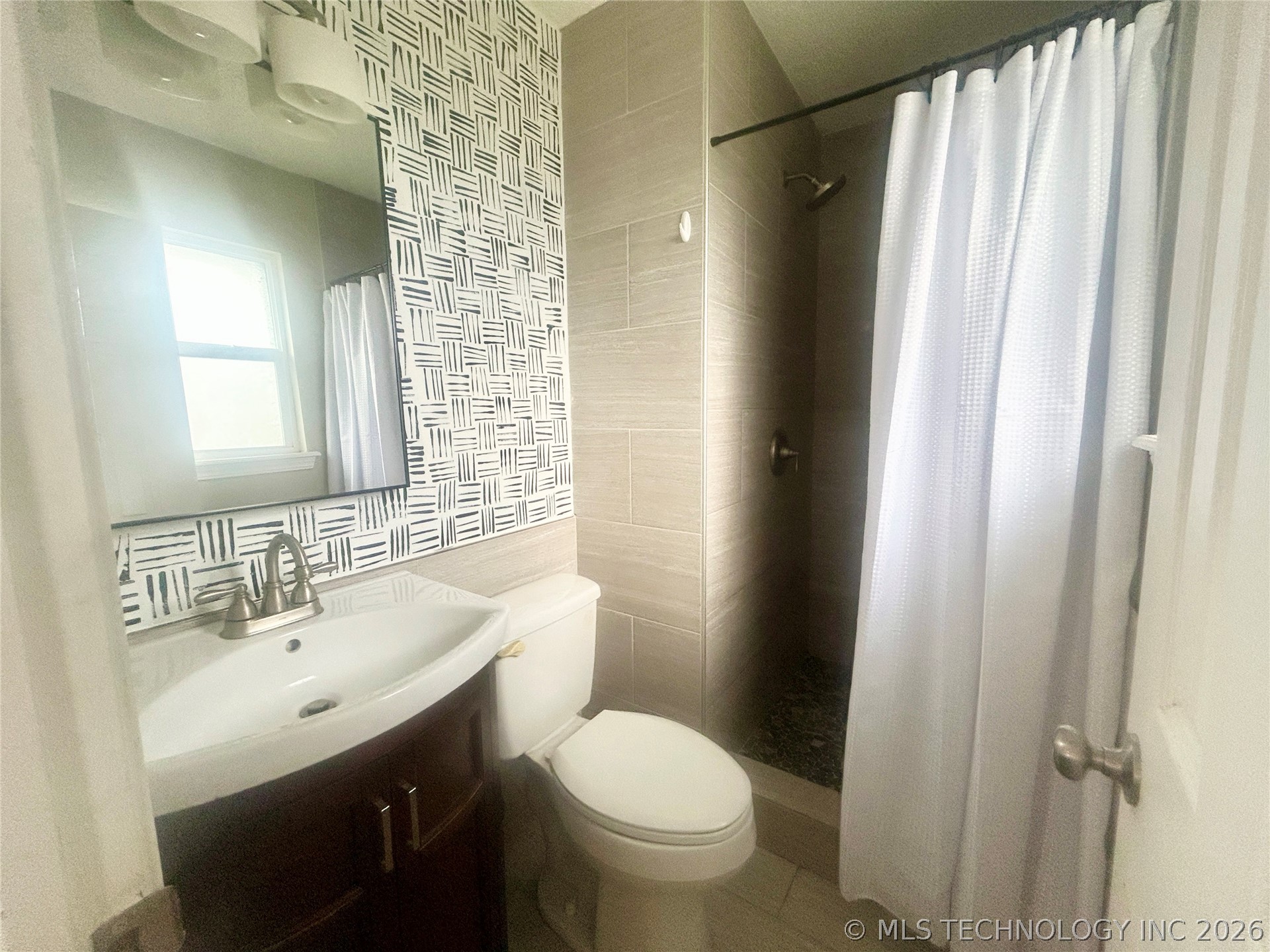 421 N Cedar Street Property Photo 12