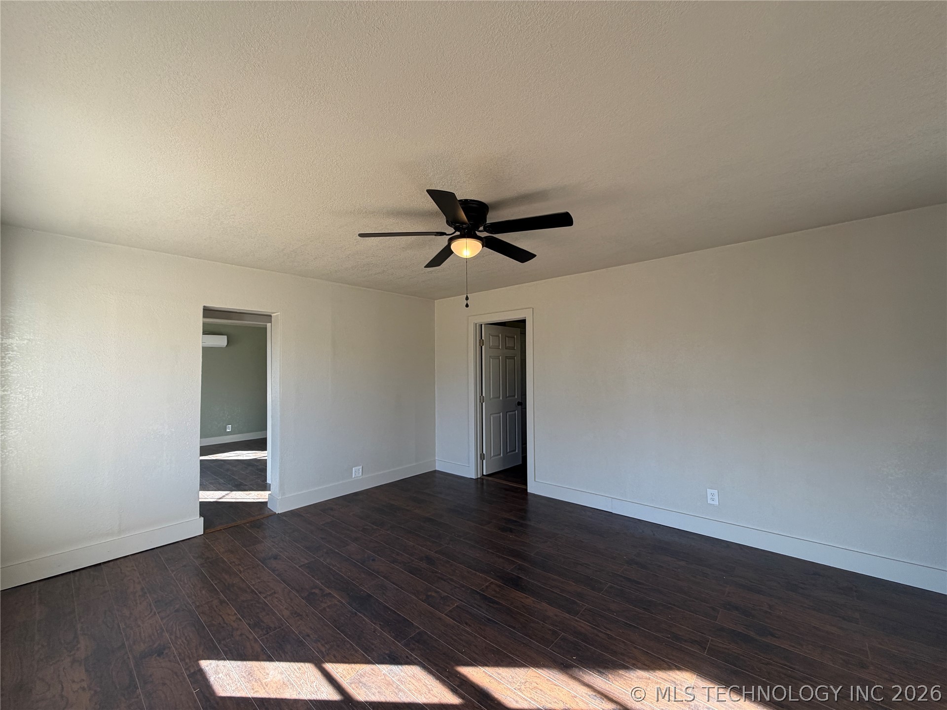 407 E Blair Avenue Property Photo 20