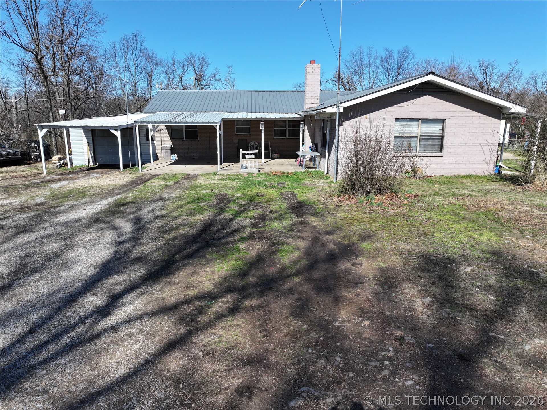 21942 E 510 Road Property Photo 32