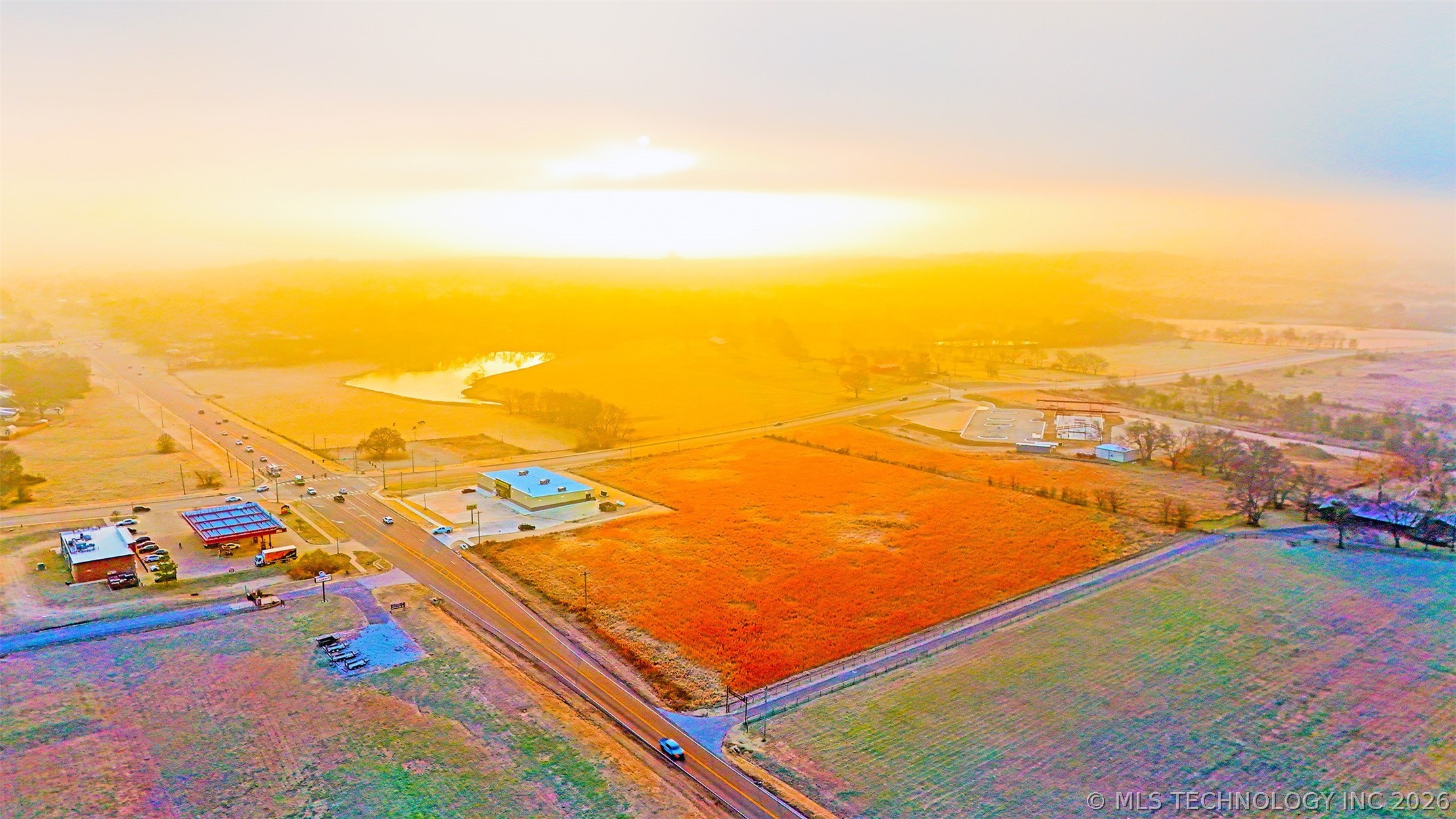 2927 E Holly Road Property Photo 7