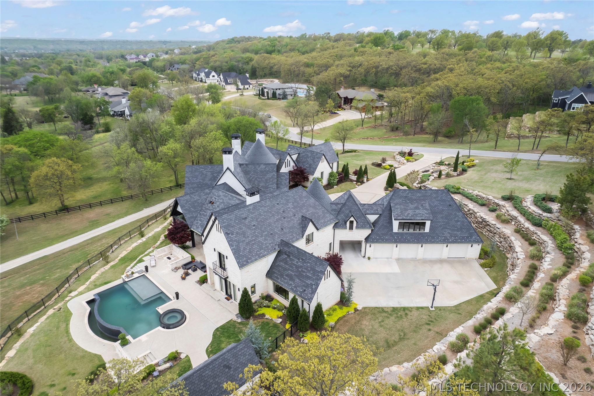 6655 Riva Ridge Road Property Photo 3