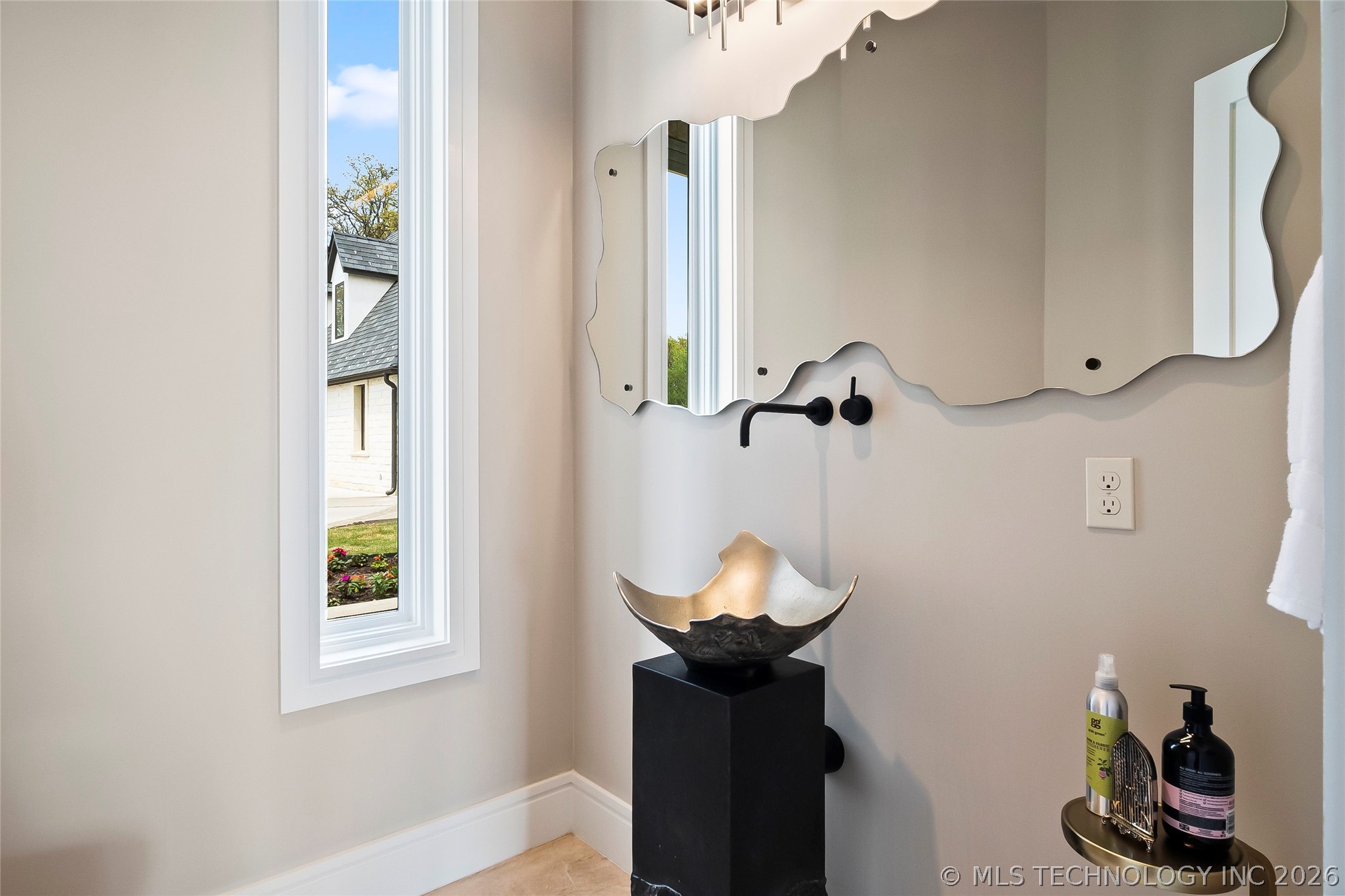6655 Riva Ridge Road Property Photo 14