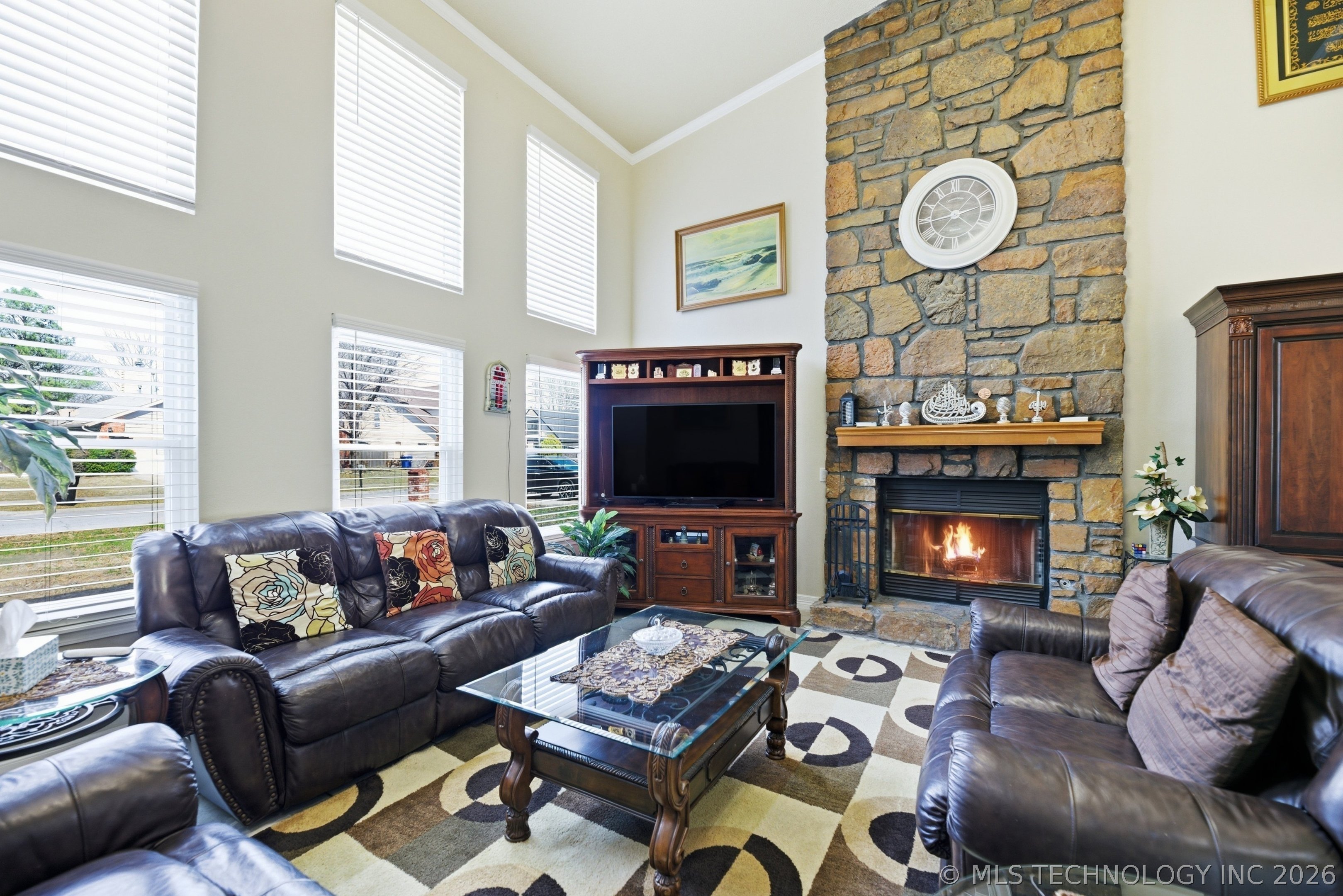 4413 W Oakland Street Property Photo 4
