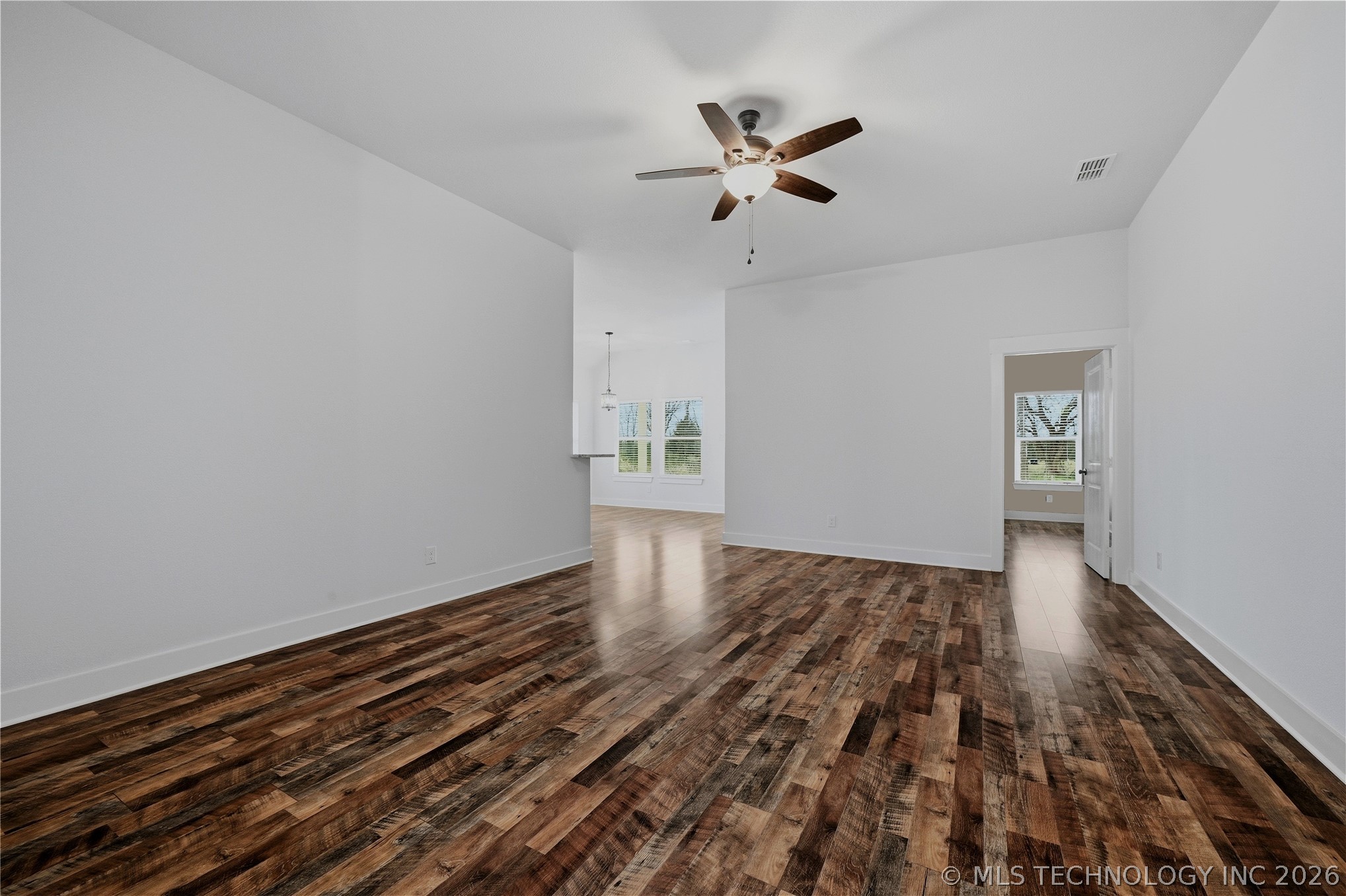 116 8th Avenue Property Photo 5
