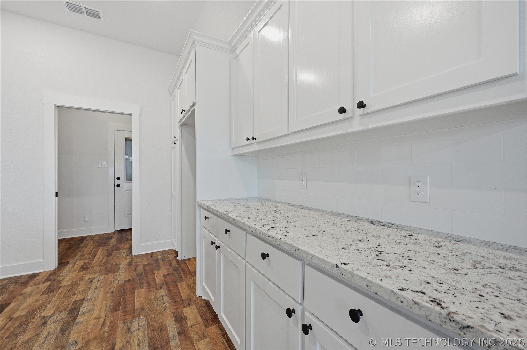 116 8th Avenue Property Photo 13