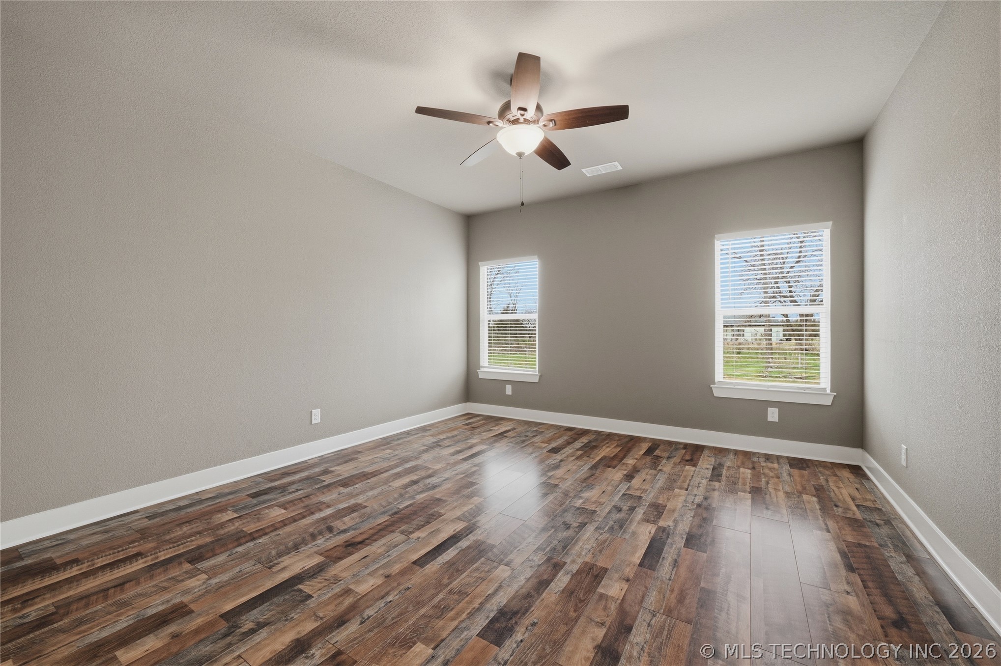 116 8th Avenue Property Photo 17
