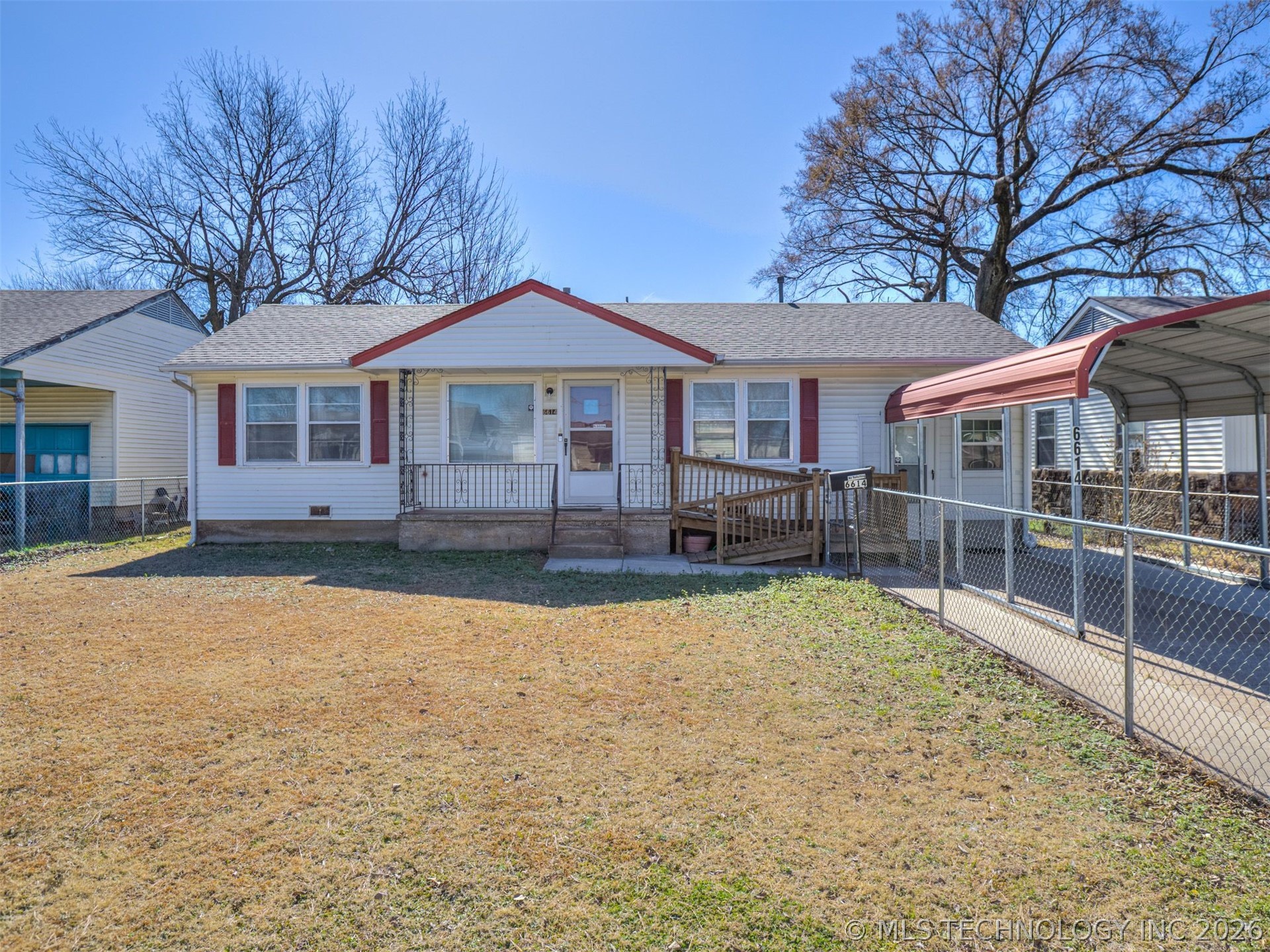 6614 E Reading Street Property Photo 1