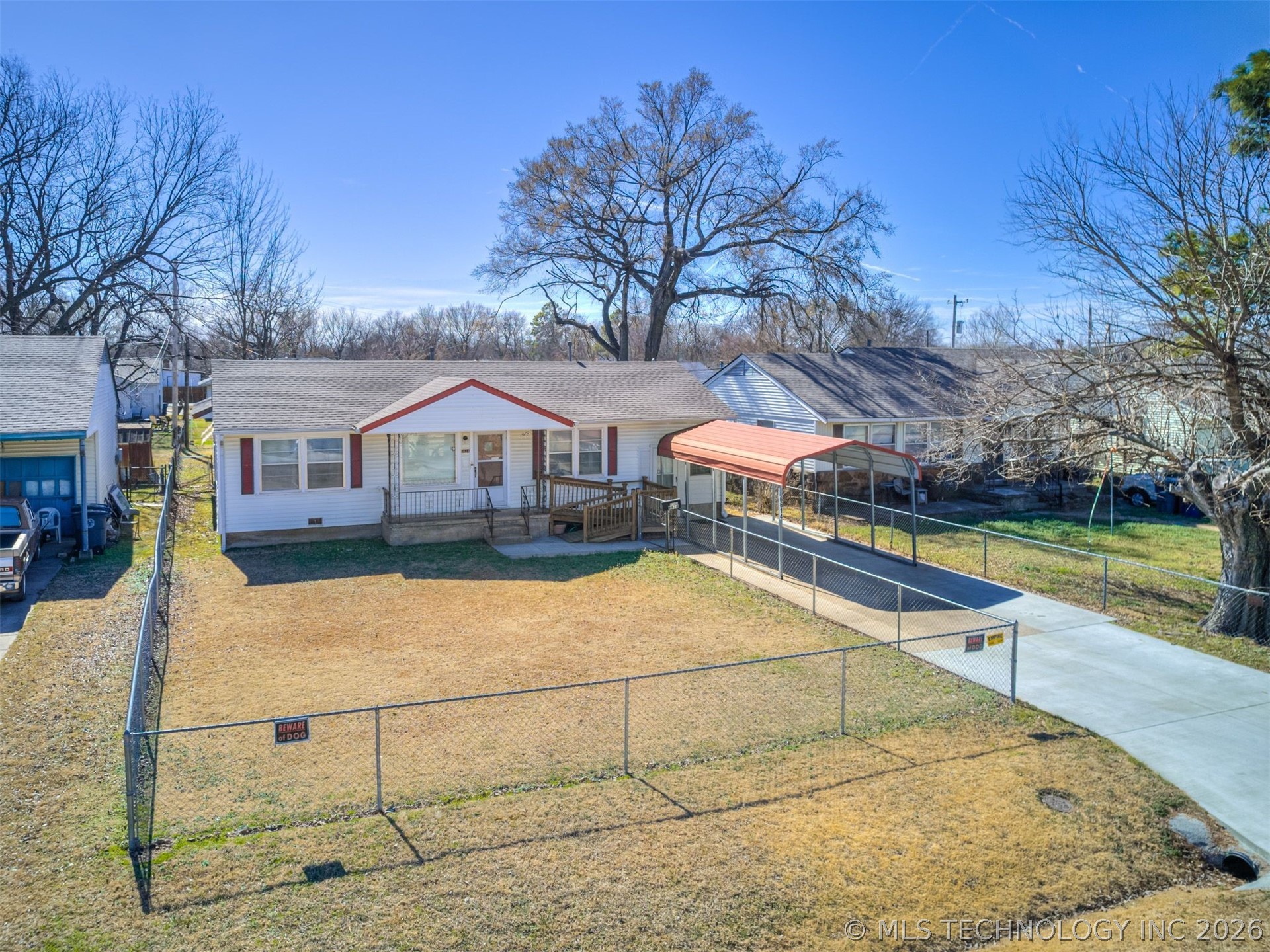 6614 E Reading Street Property Photo 3