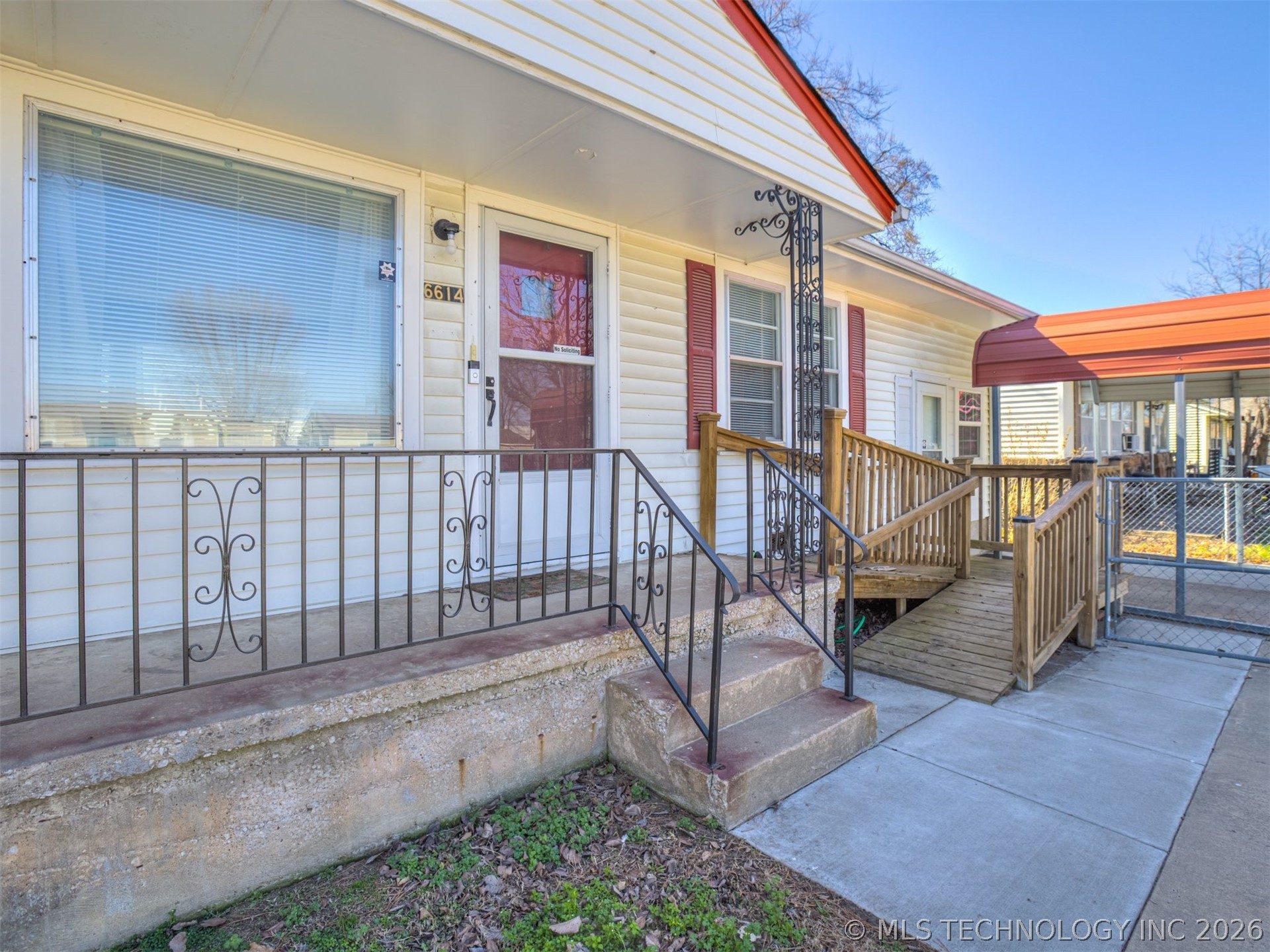 6614 E Reading Street Property Photo 6