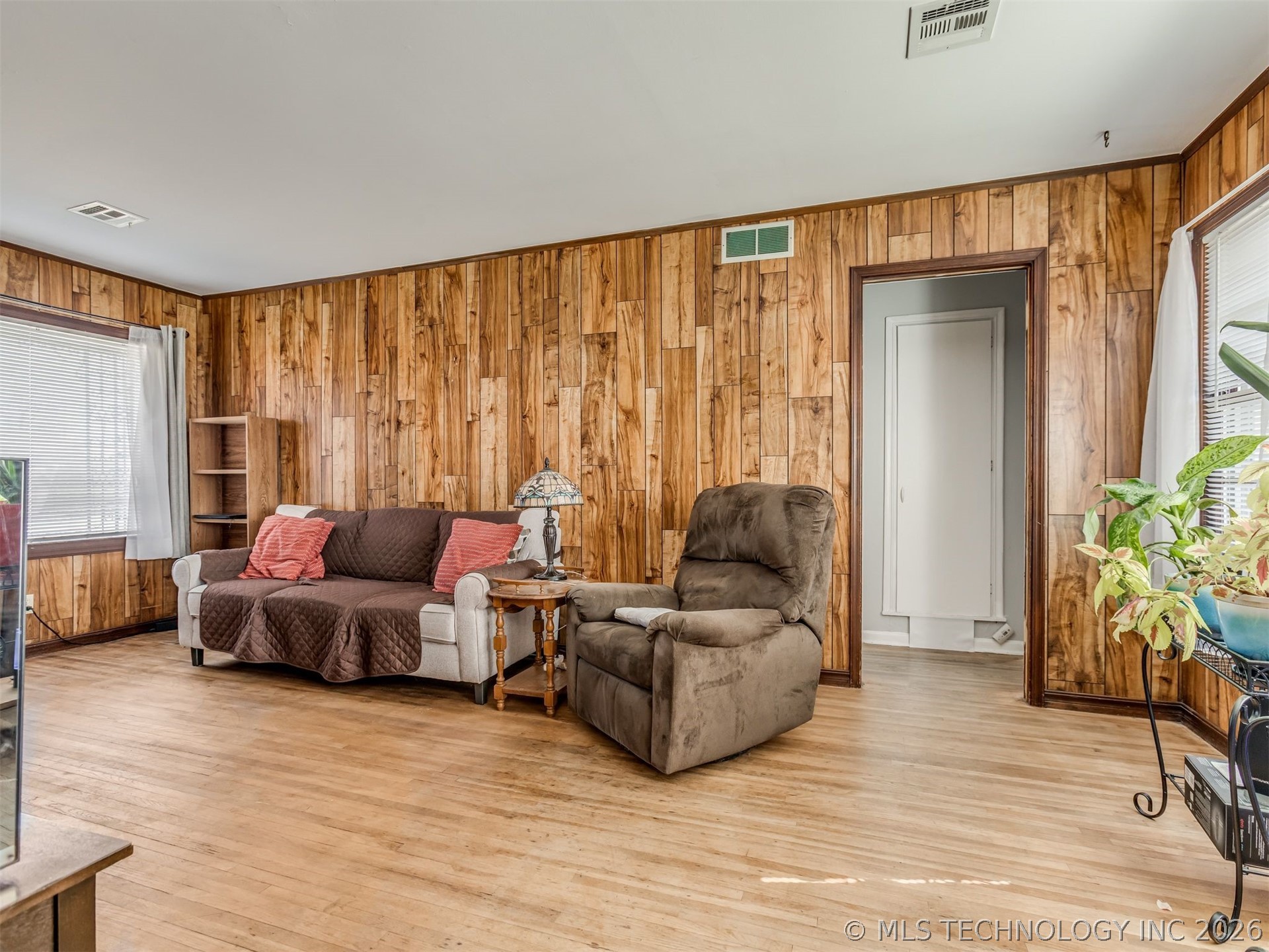 6614 E Reading Street Property Photo 12