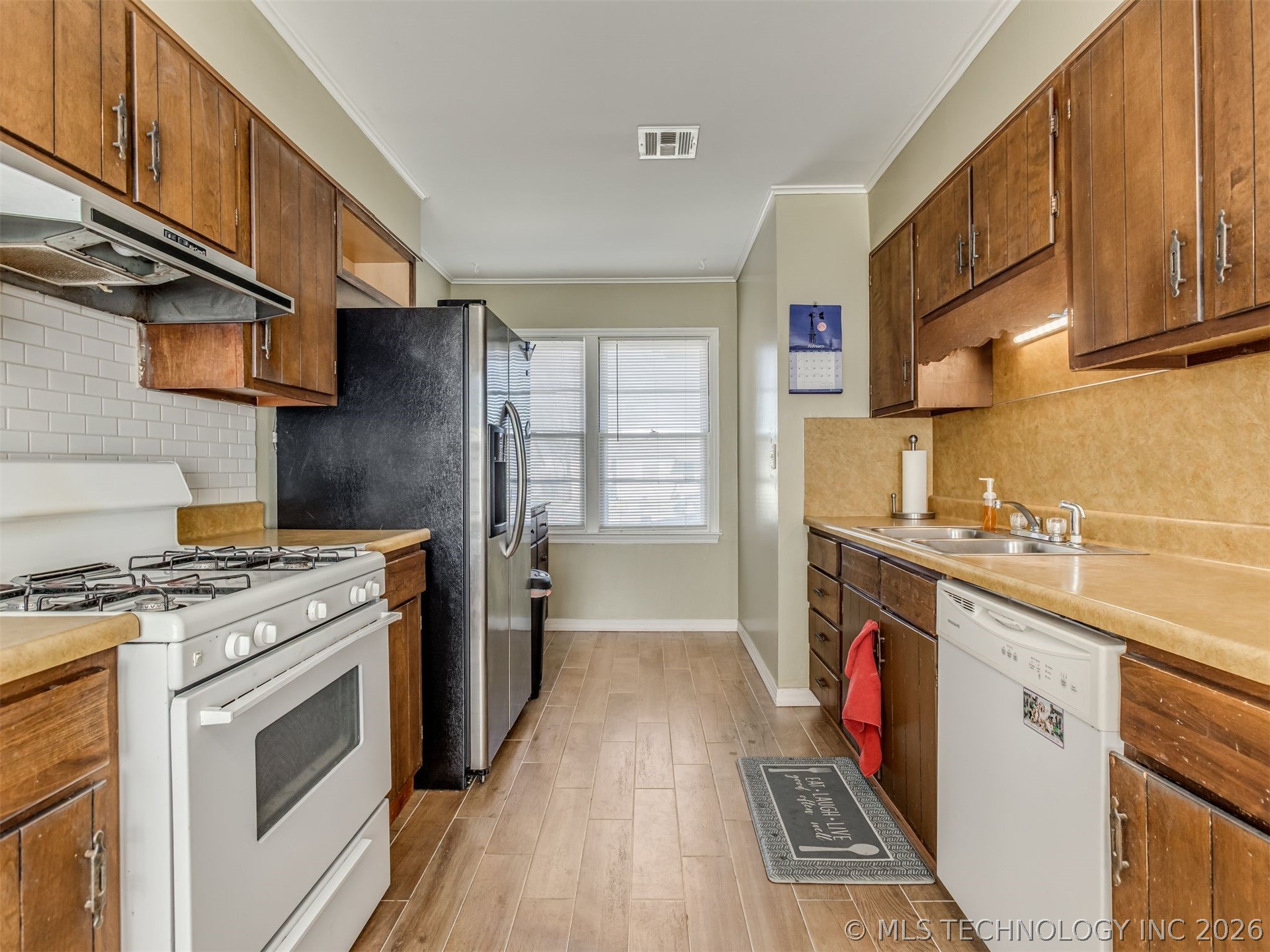 6614 E Reading Street Property Photo 14