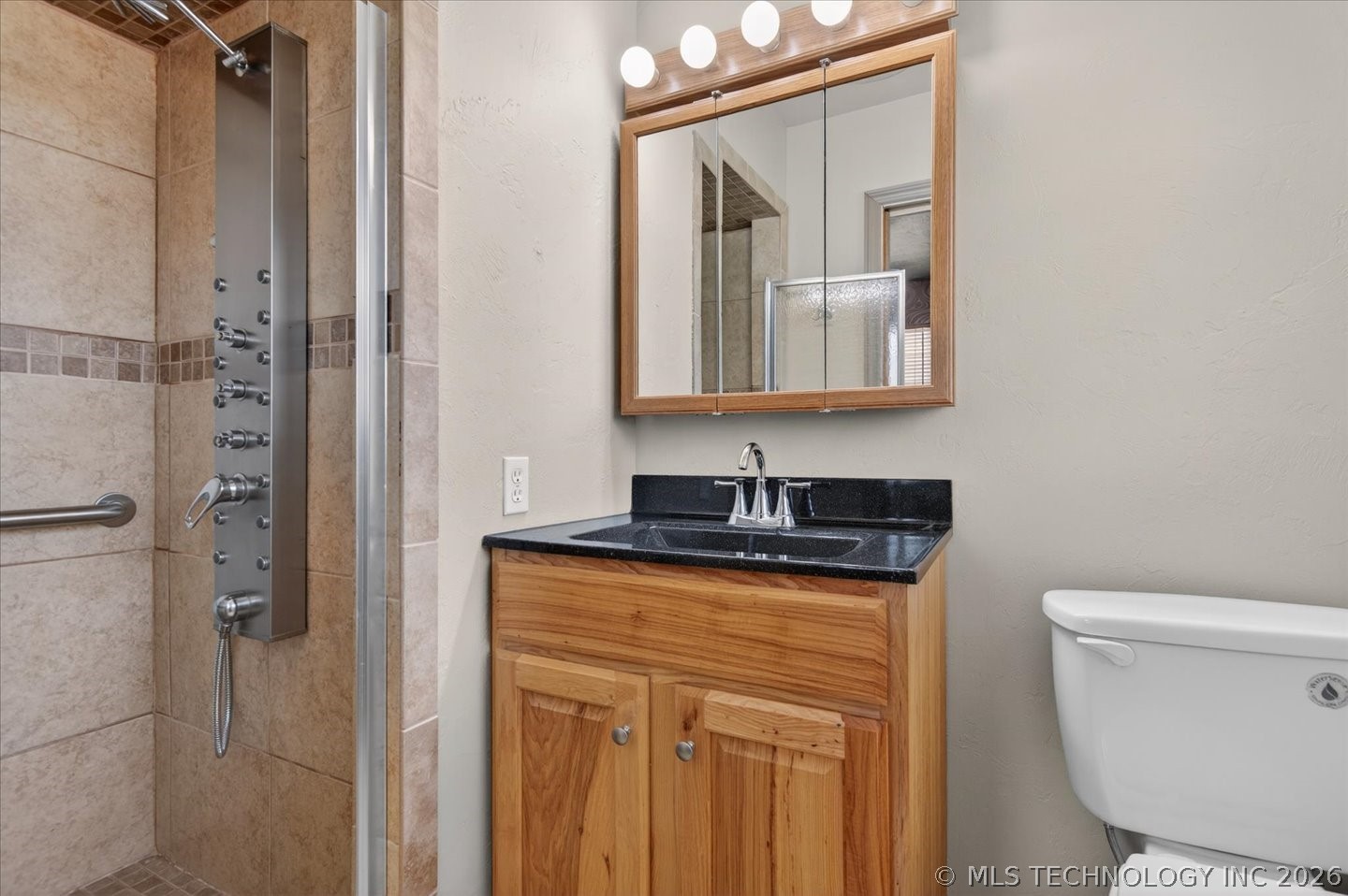 421 Nw Oak Park Road Property Photo 19
