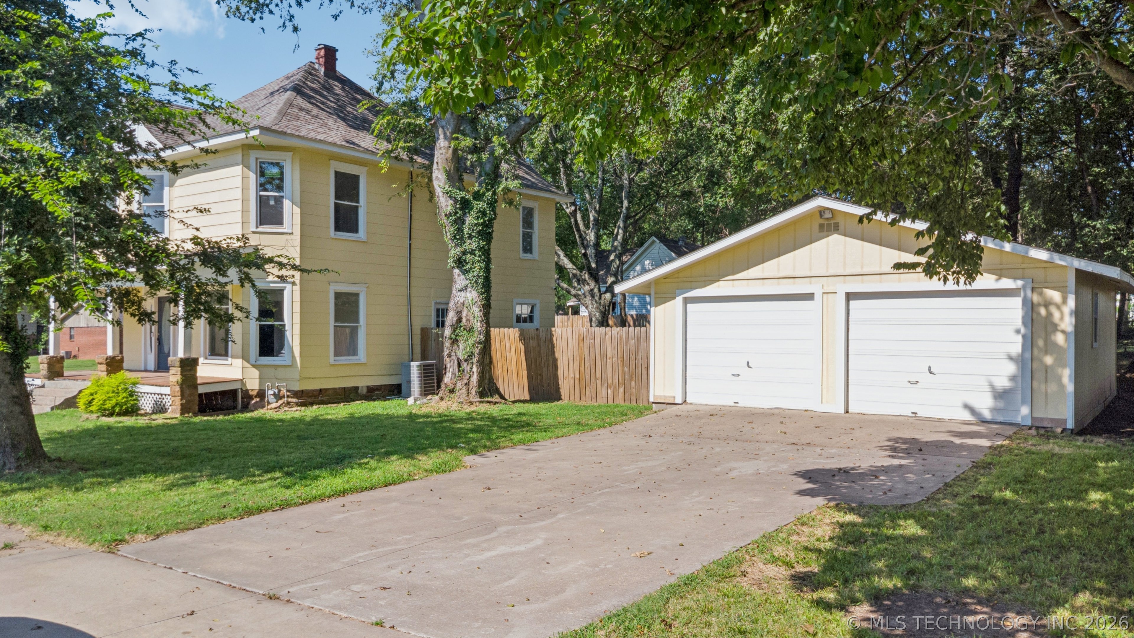 322 S Porter Avenue Property Photo 4