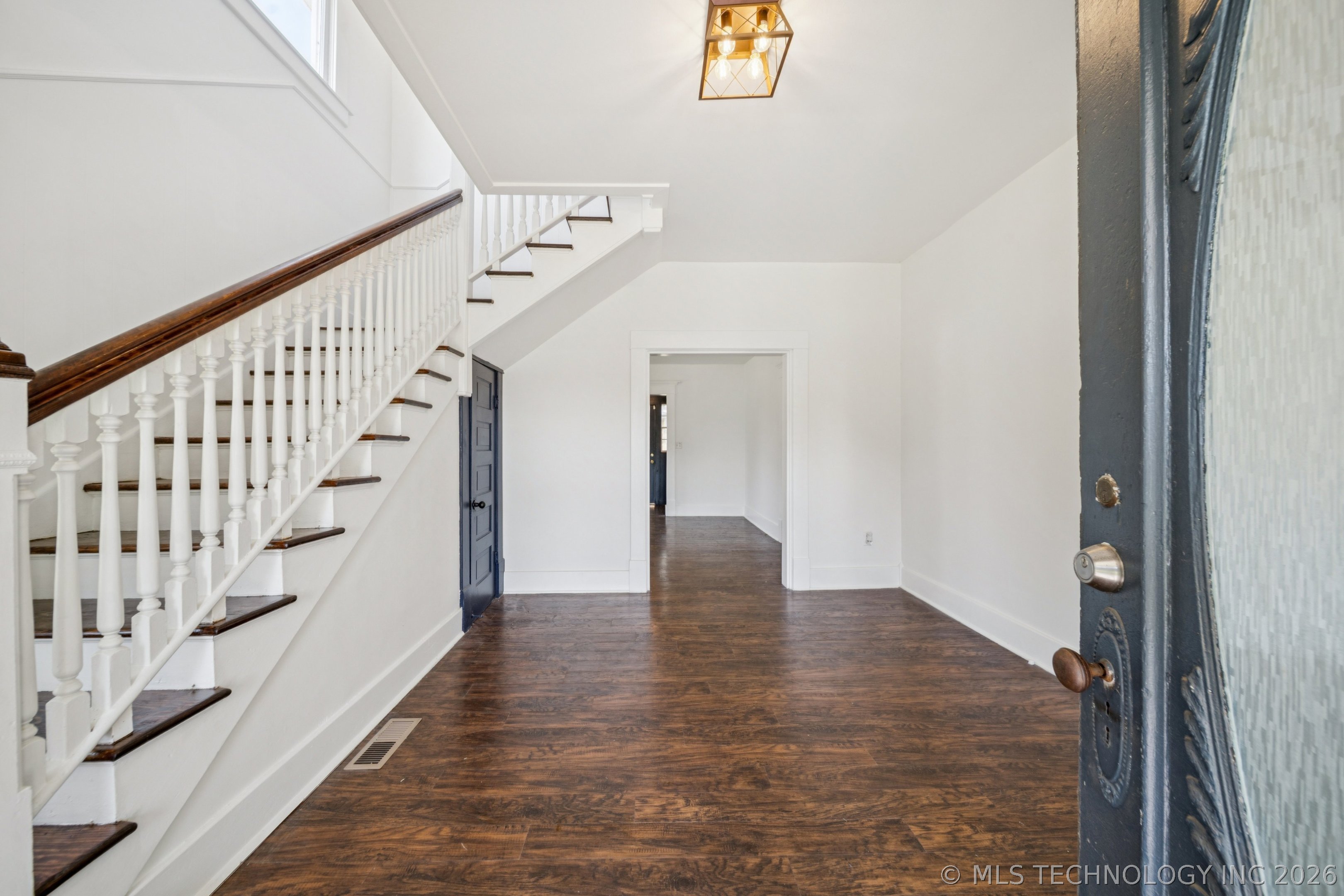 322 S Porter Avenue Property Photo 6