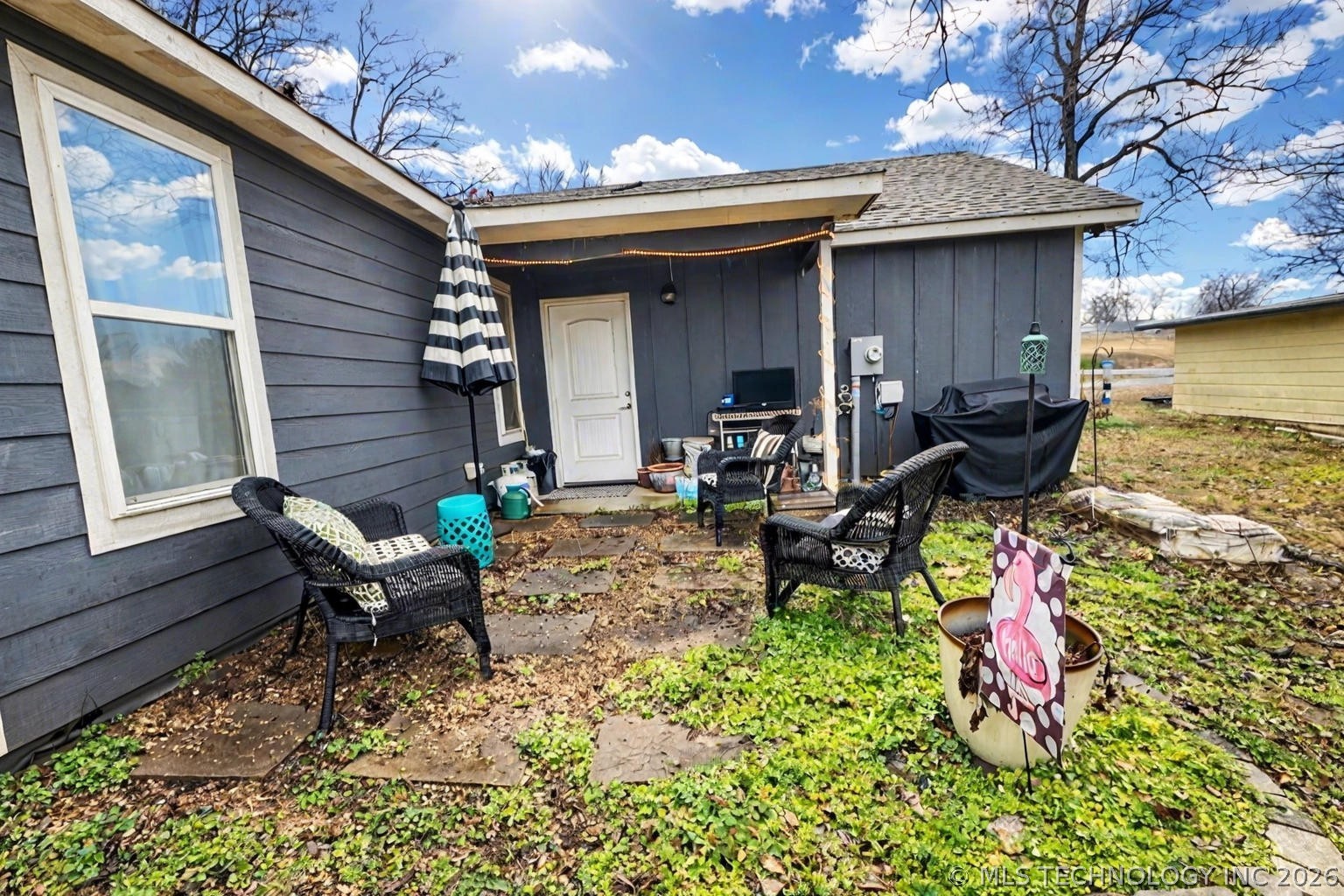 404 E Cottonwood Avenue Property Photo 3