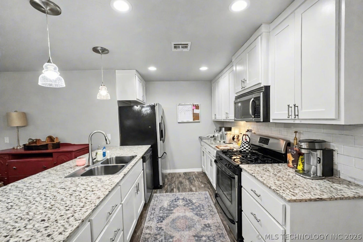 404 E Cottonwood Avenue Property Photo 7