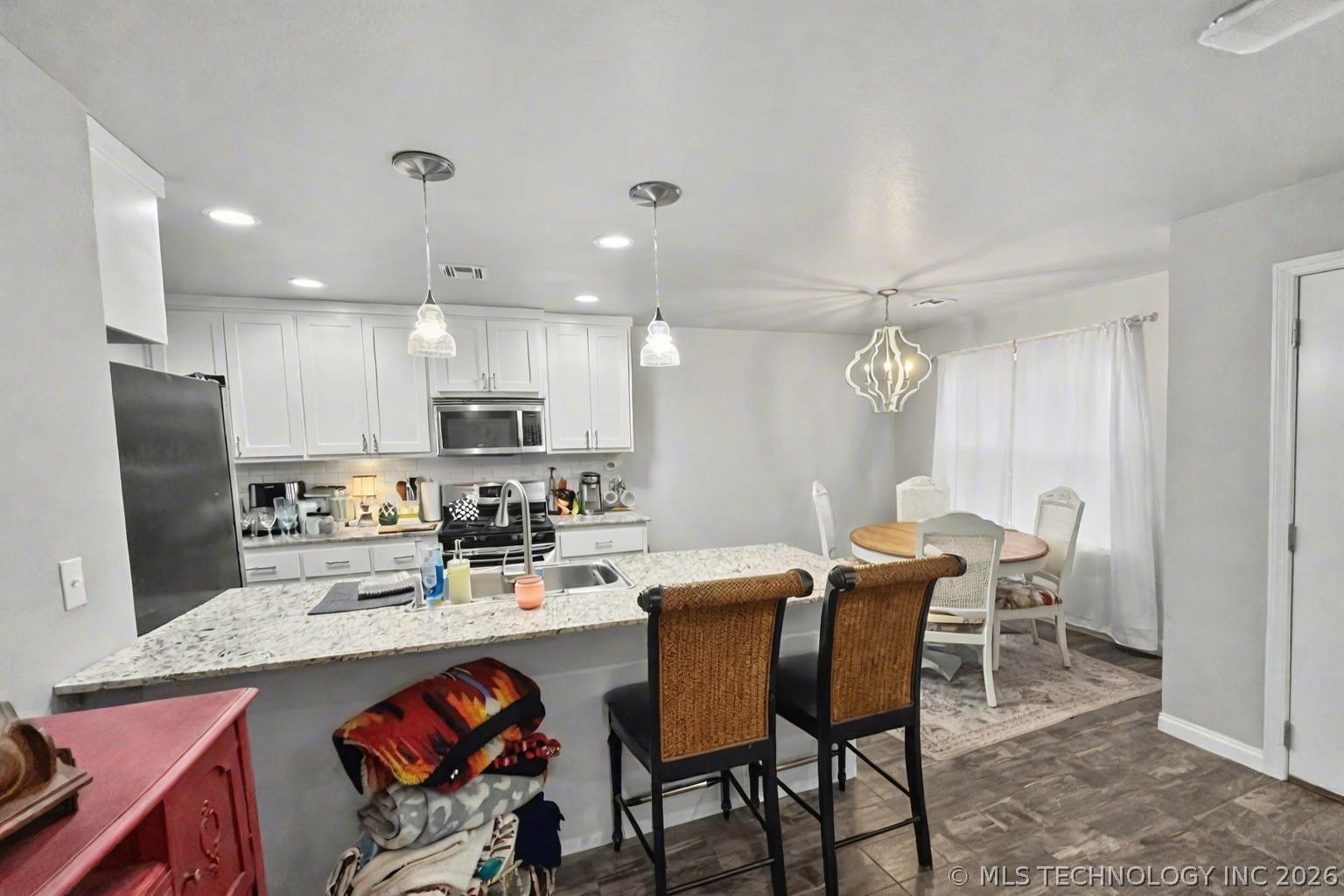 404 E Cottonwood Avenue Property Photo 9