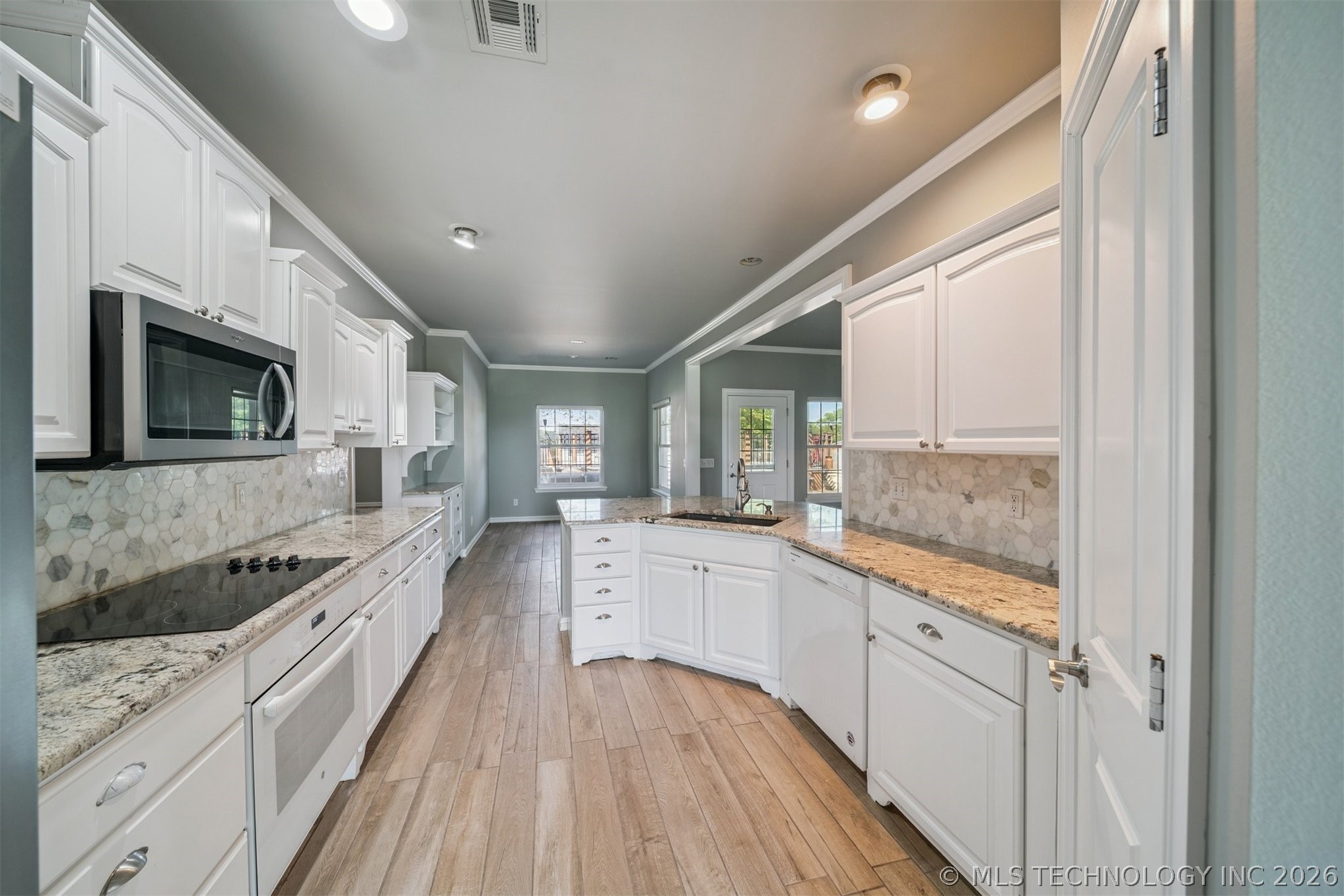 24550 S Meadow Circle Road Property Photo 19