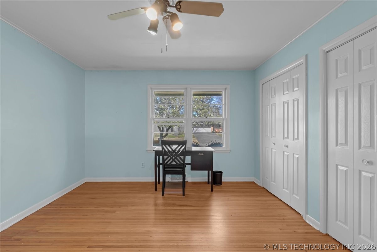 2706 E 57th Street Property Photo 44
