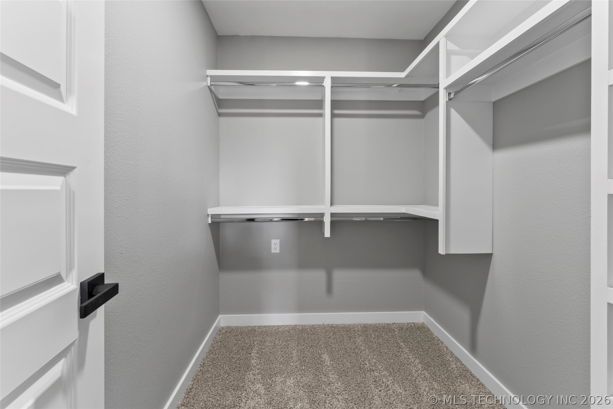 2059 E Young Place Property Photo 13