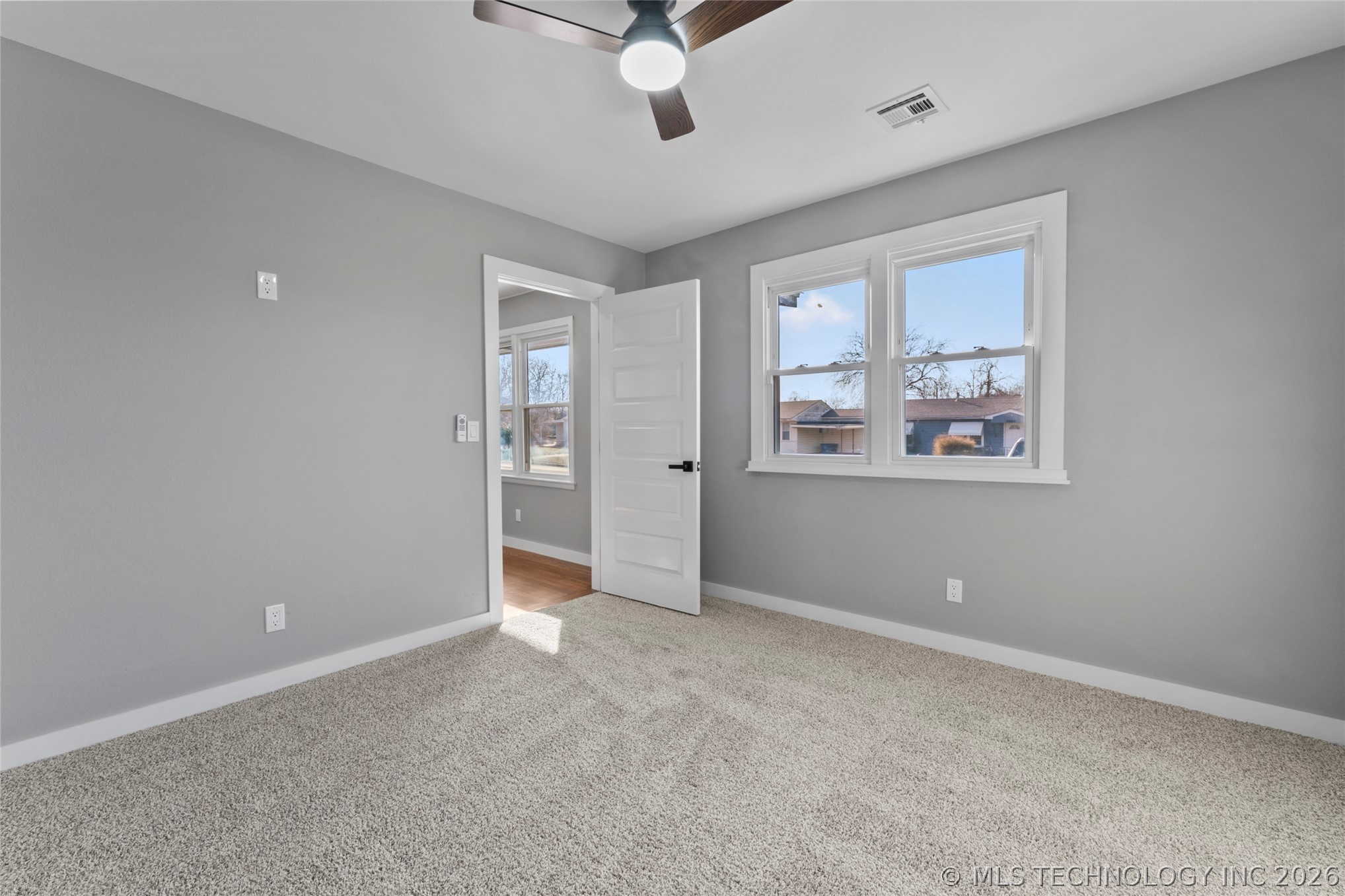 2059 E Young Place Property Photo 14