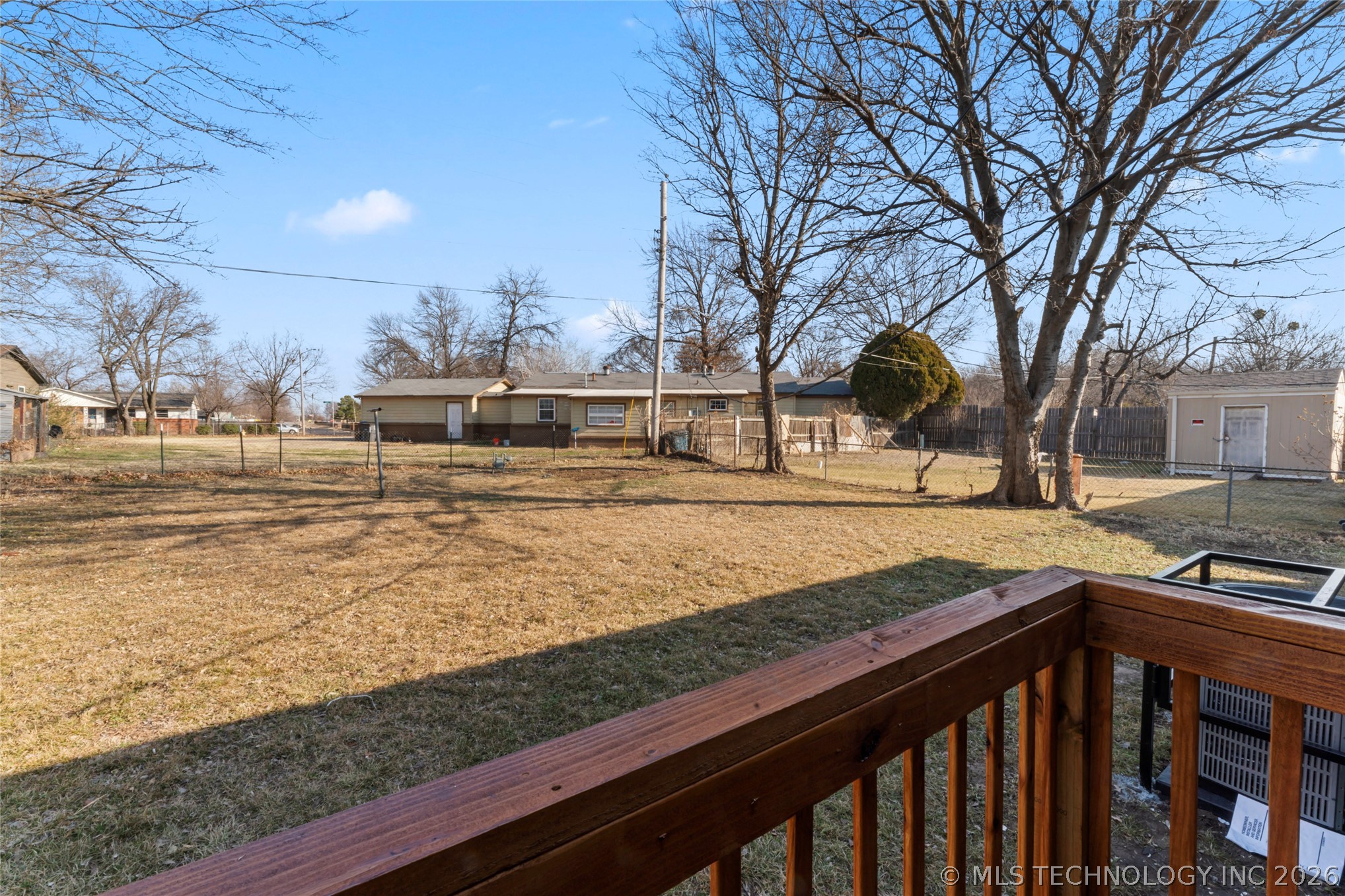 2059 E Young Place Property Photo 21