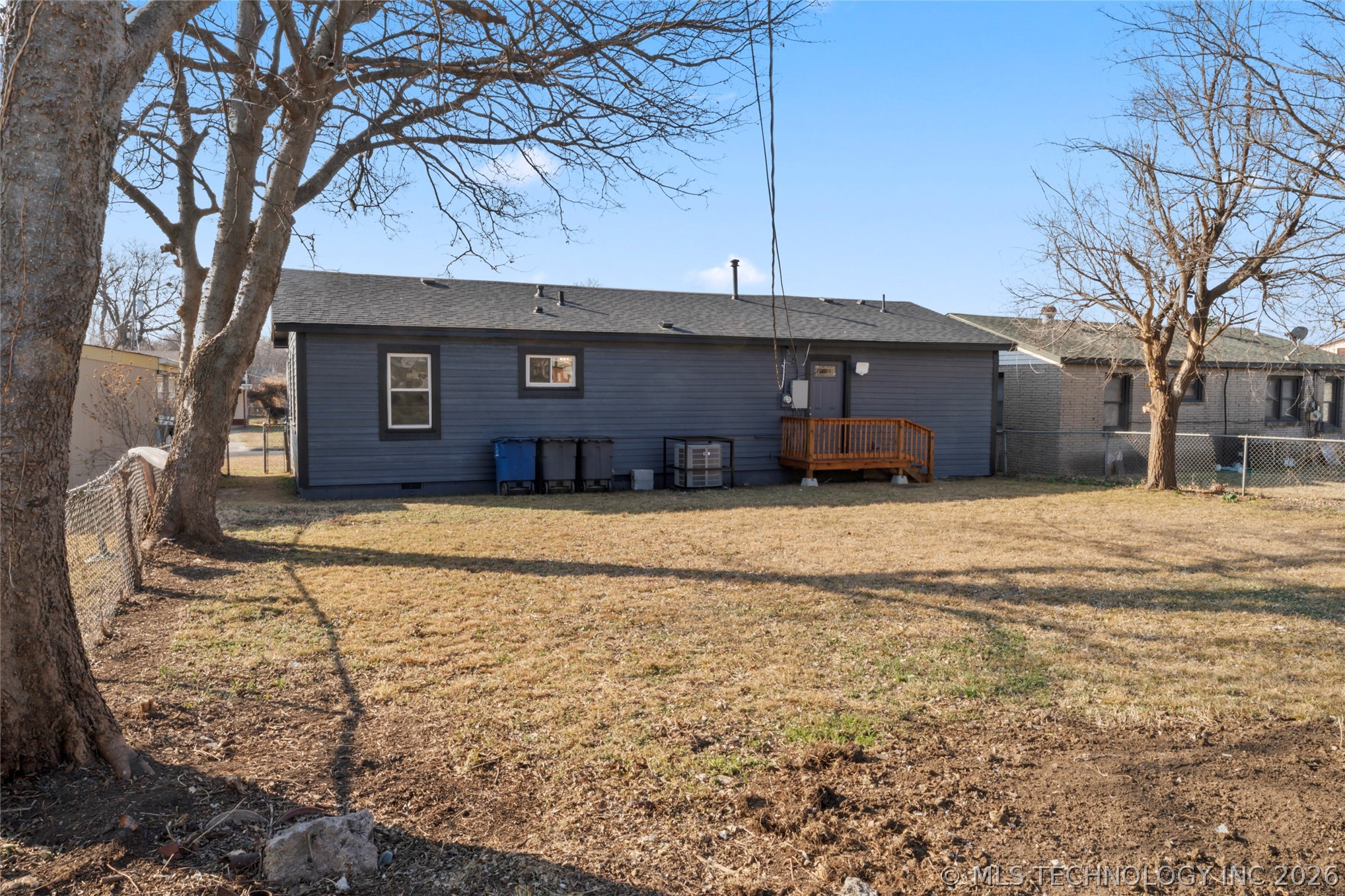 2059 E Young Place Property Photo 23