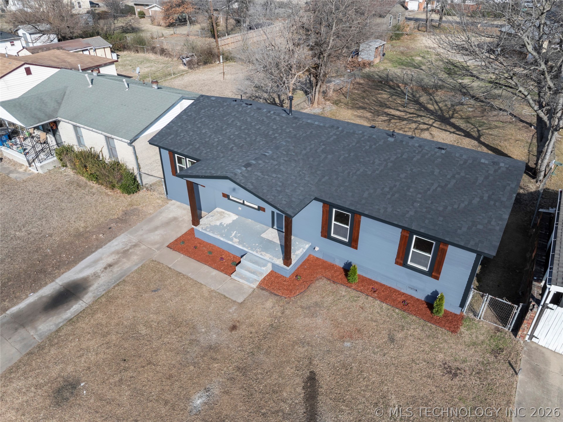 2059 E Young Place Property Photo 26