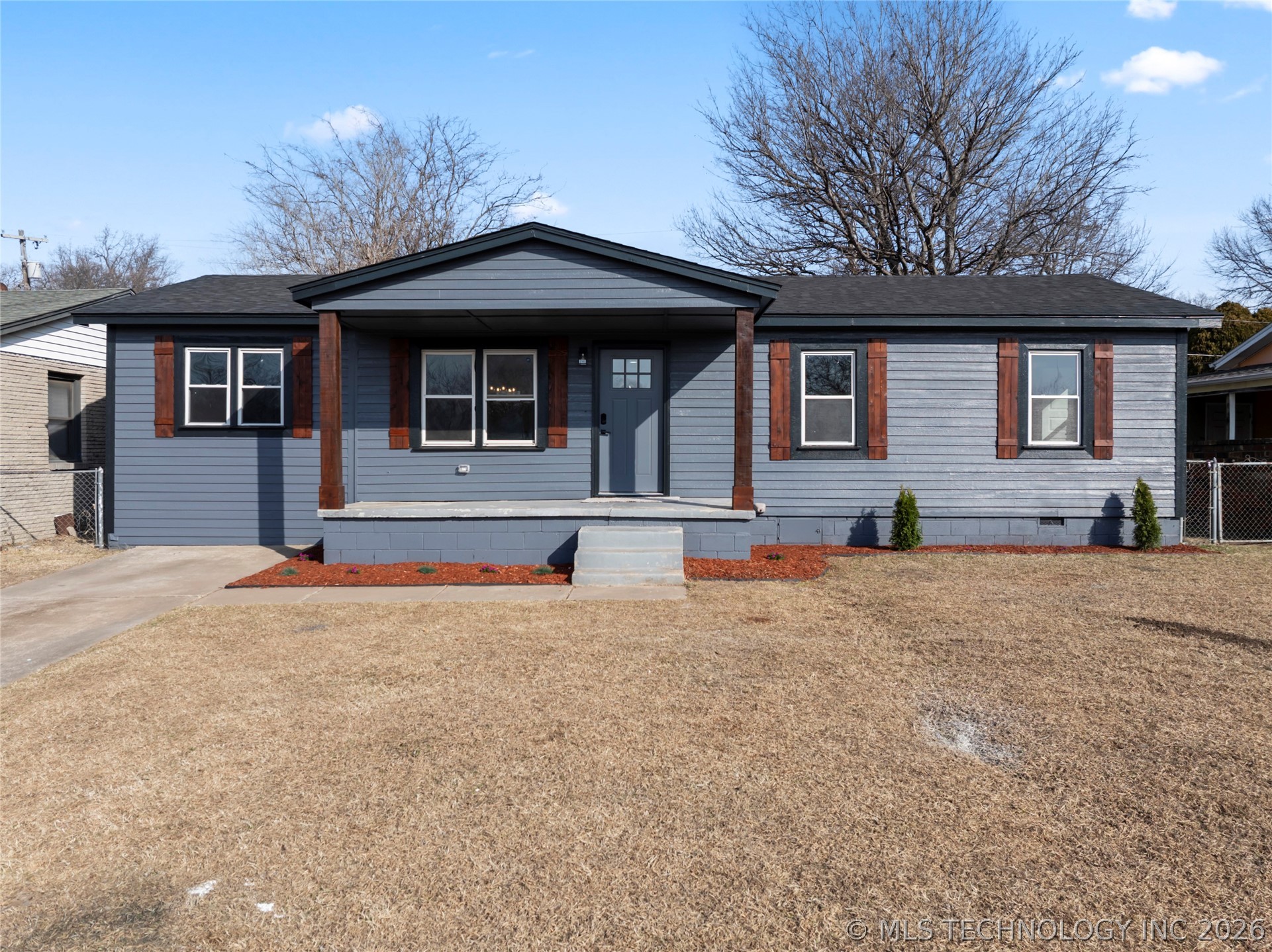 2059 E Young Place Property Photo 29