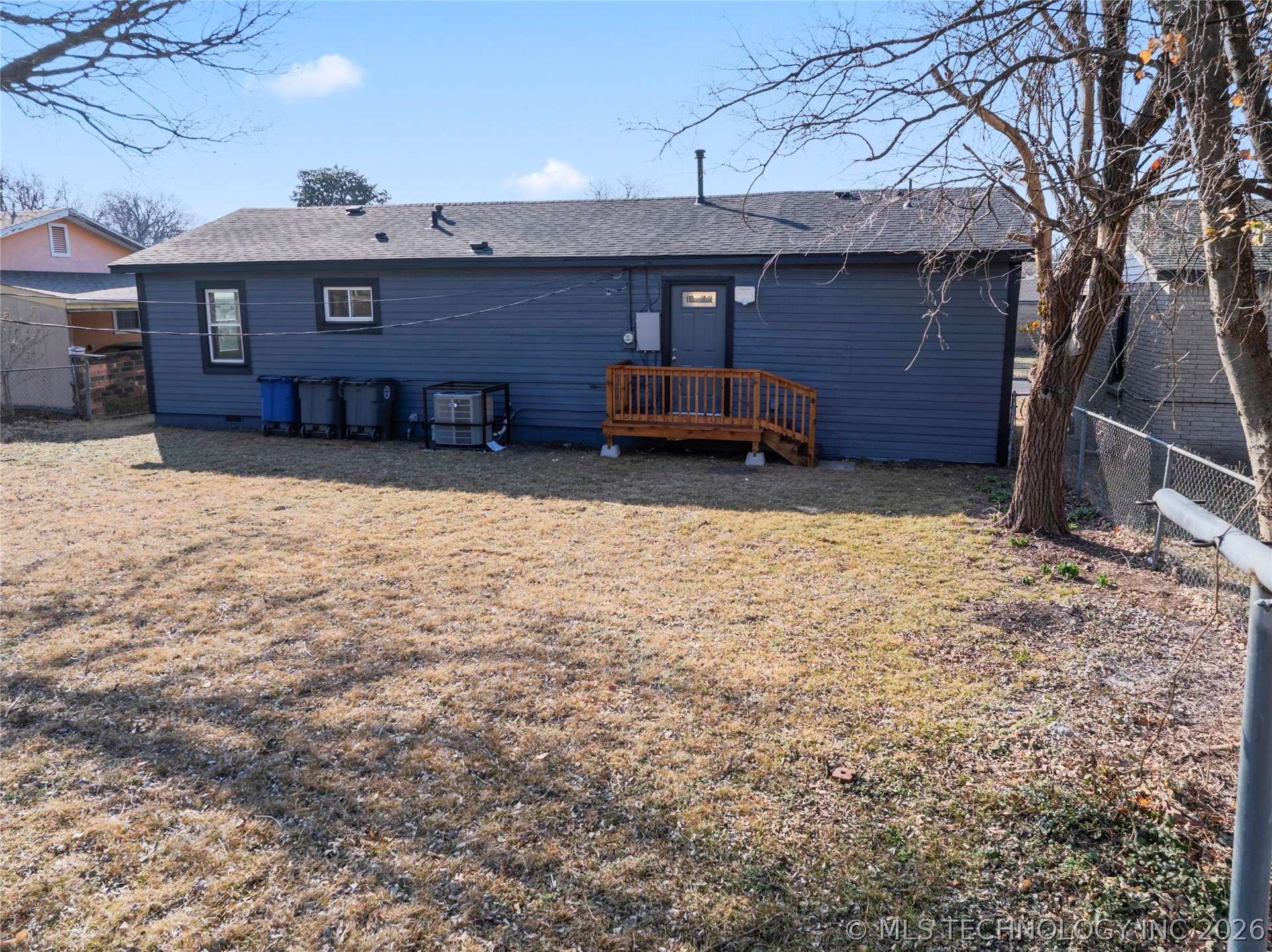 2059 E Young Place Property Photo 33