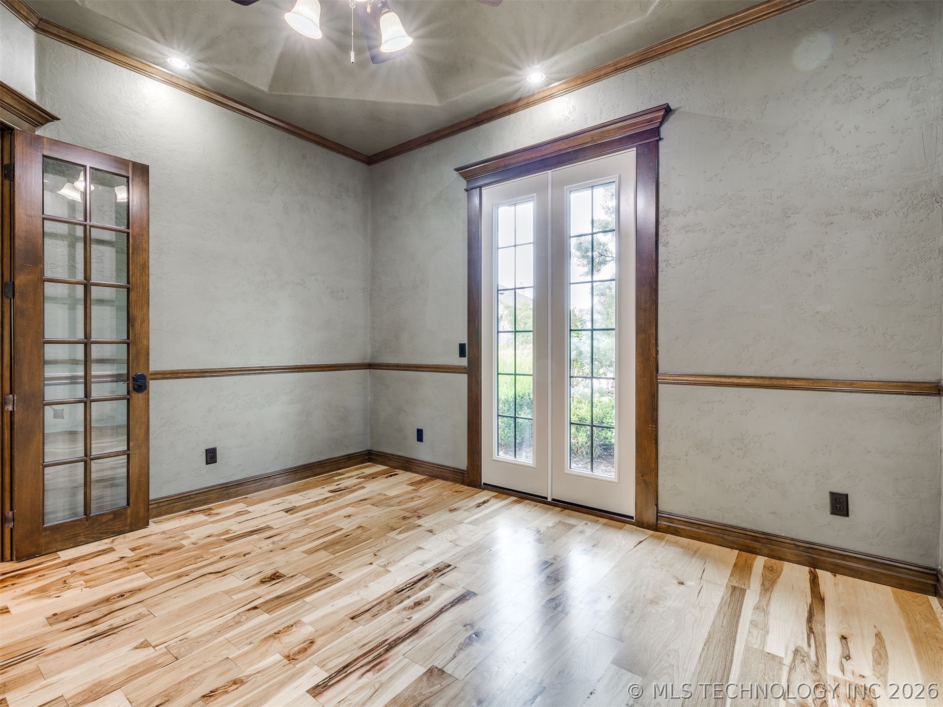 12491 S 105th Avenue E Property Photo 13