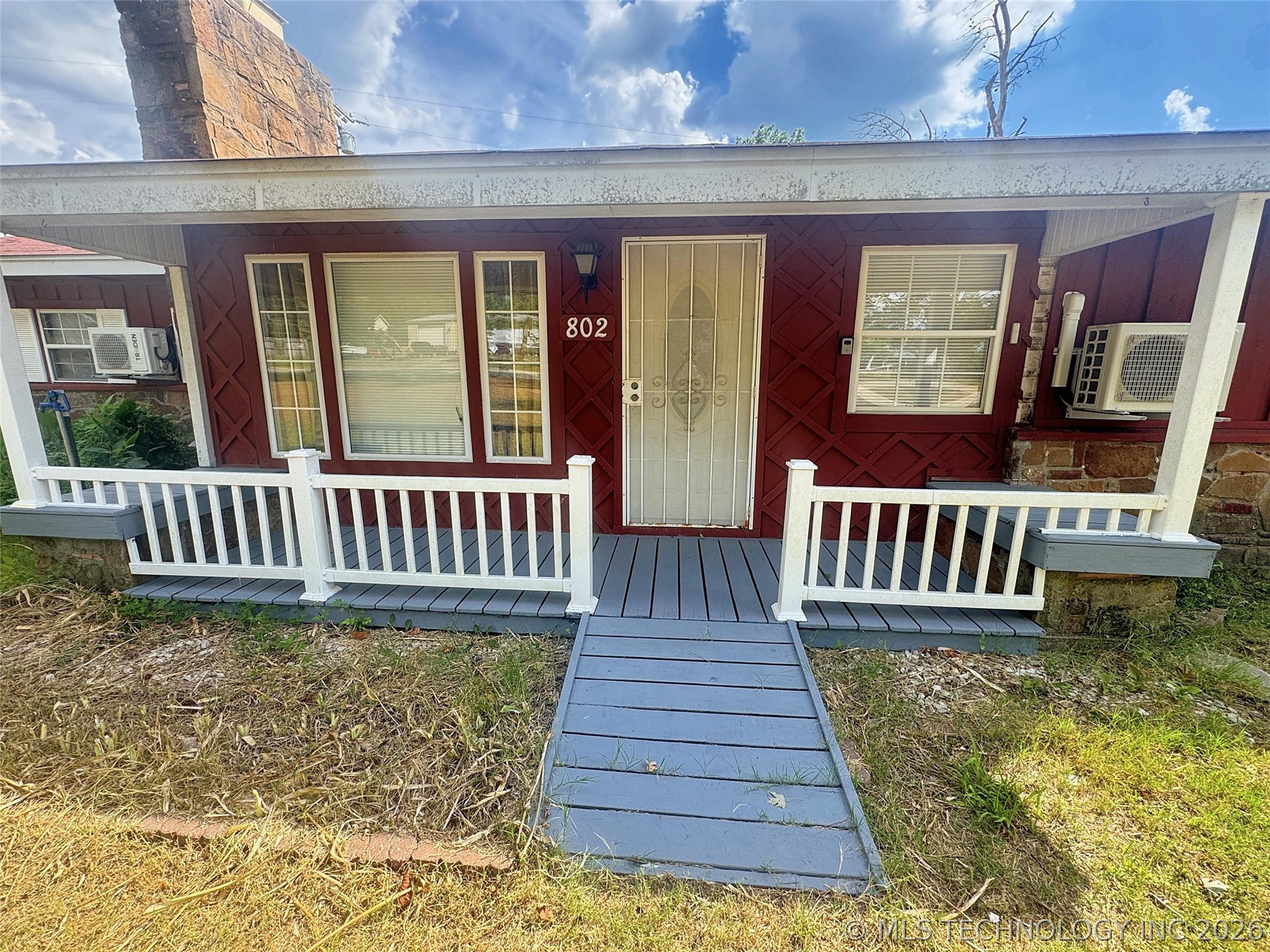 802 Schley Street Property Photo 4