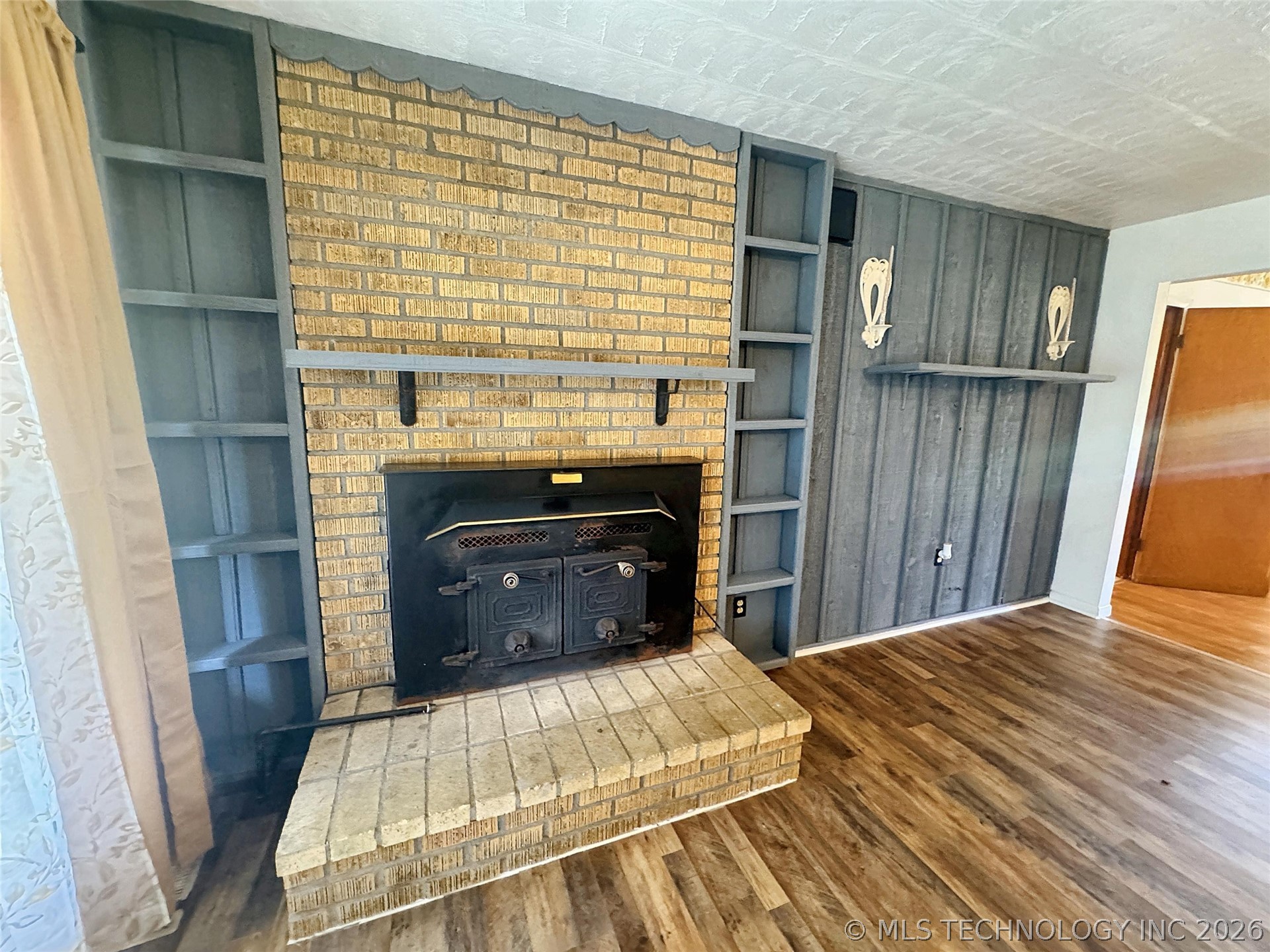 802 Schley Street Property Photo 9