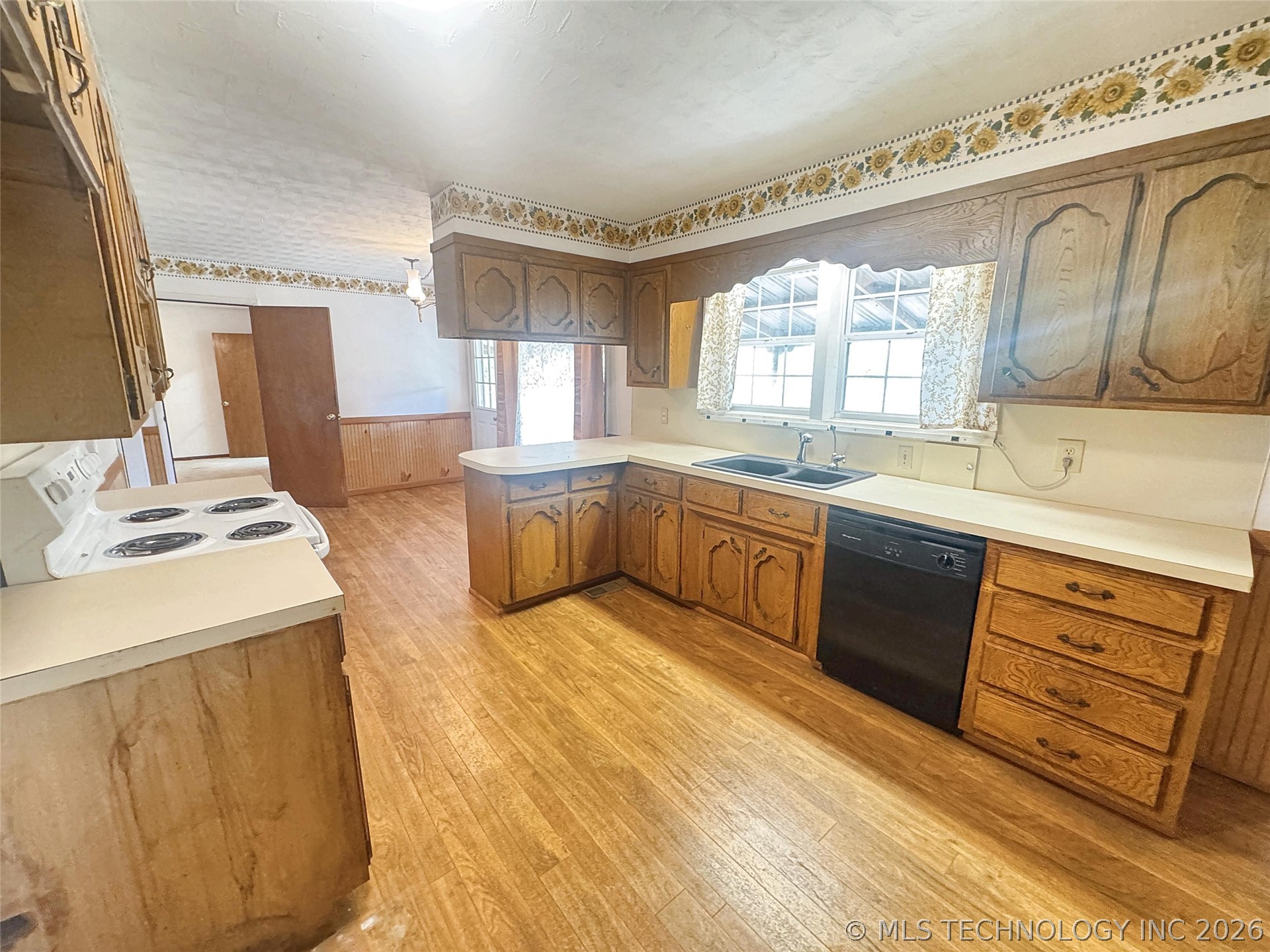 802 Schley Street Property Photo 14