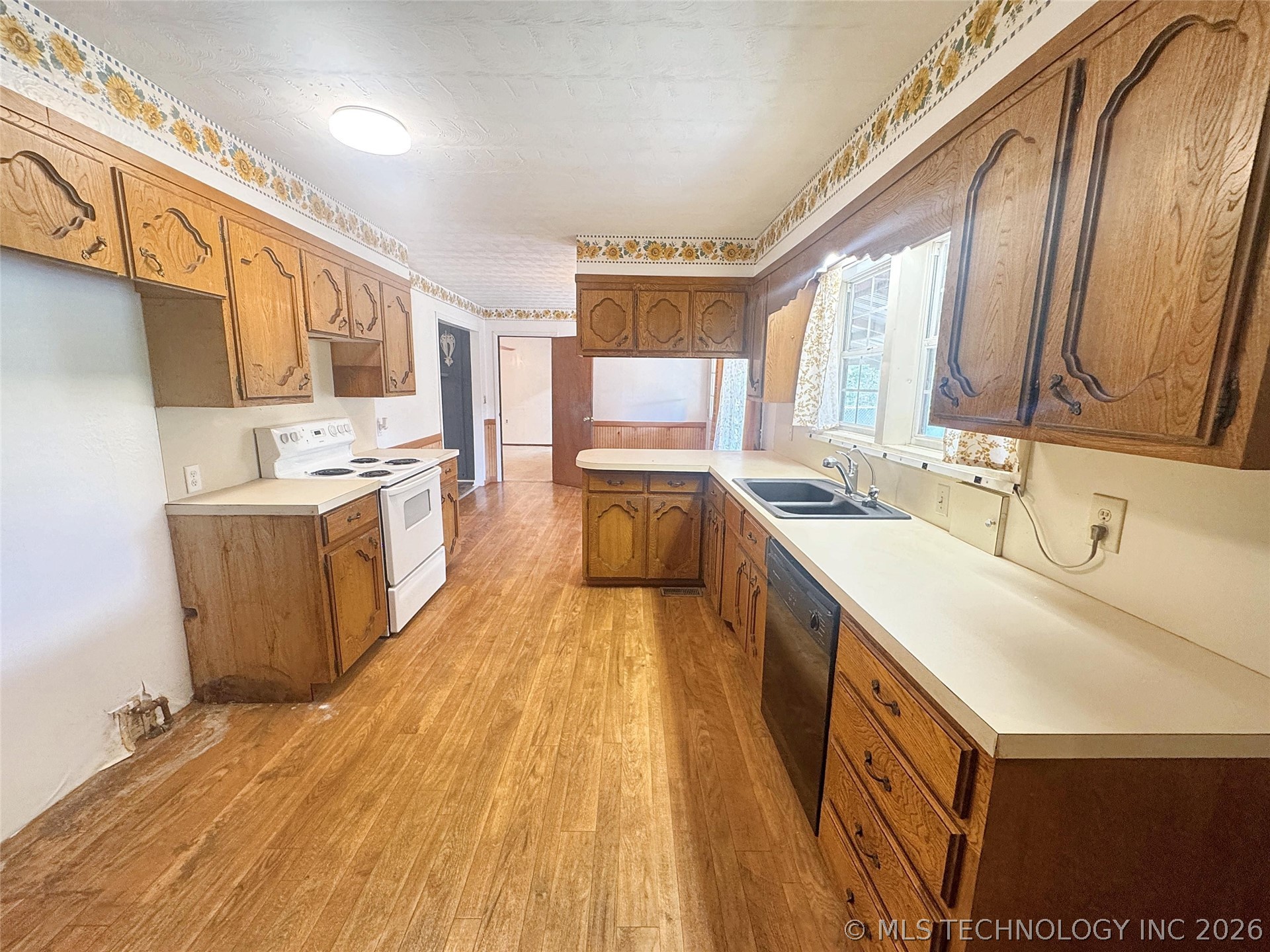 802 Schley Street Property Photo 15
