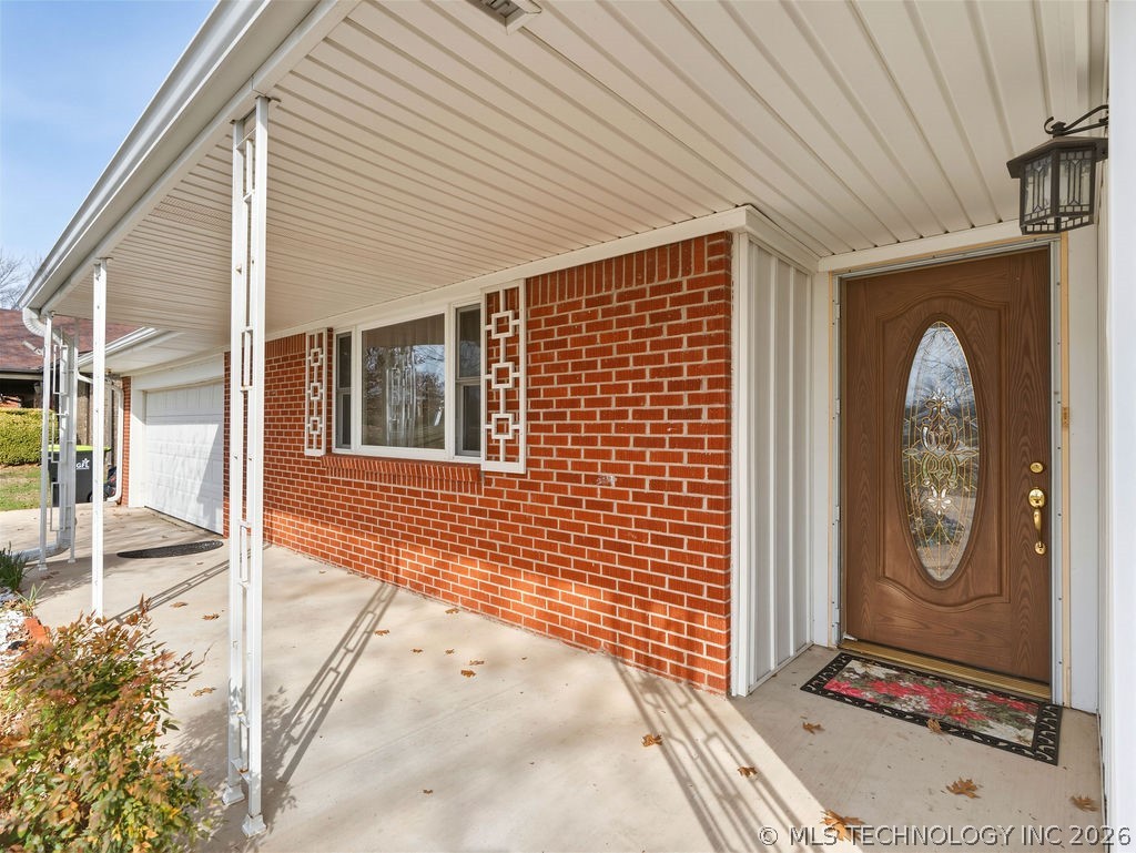 222 Country Club Road Property Photo 3