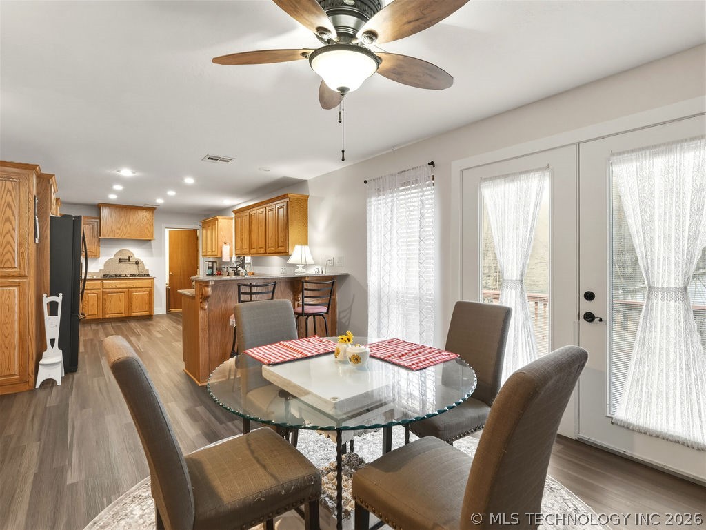 222 Country Club Road Property Photo 10