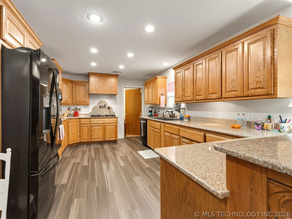 222 Country Club Road Property Photo 12