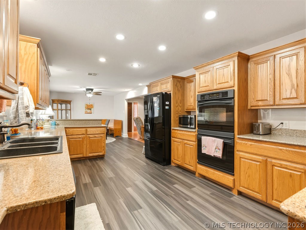 222 Country Club Road Property Photo 16