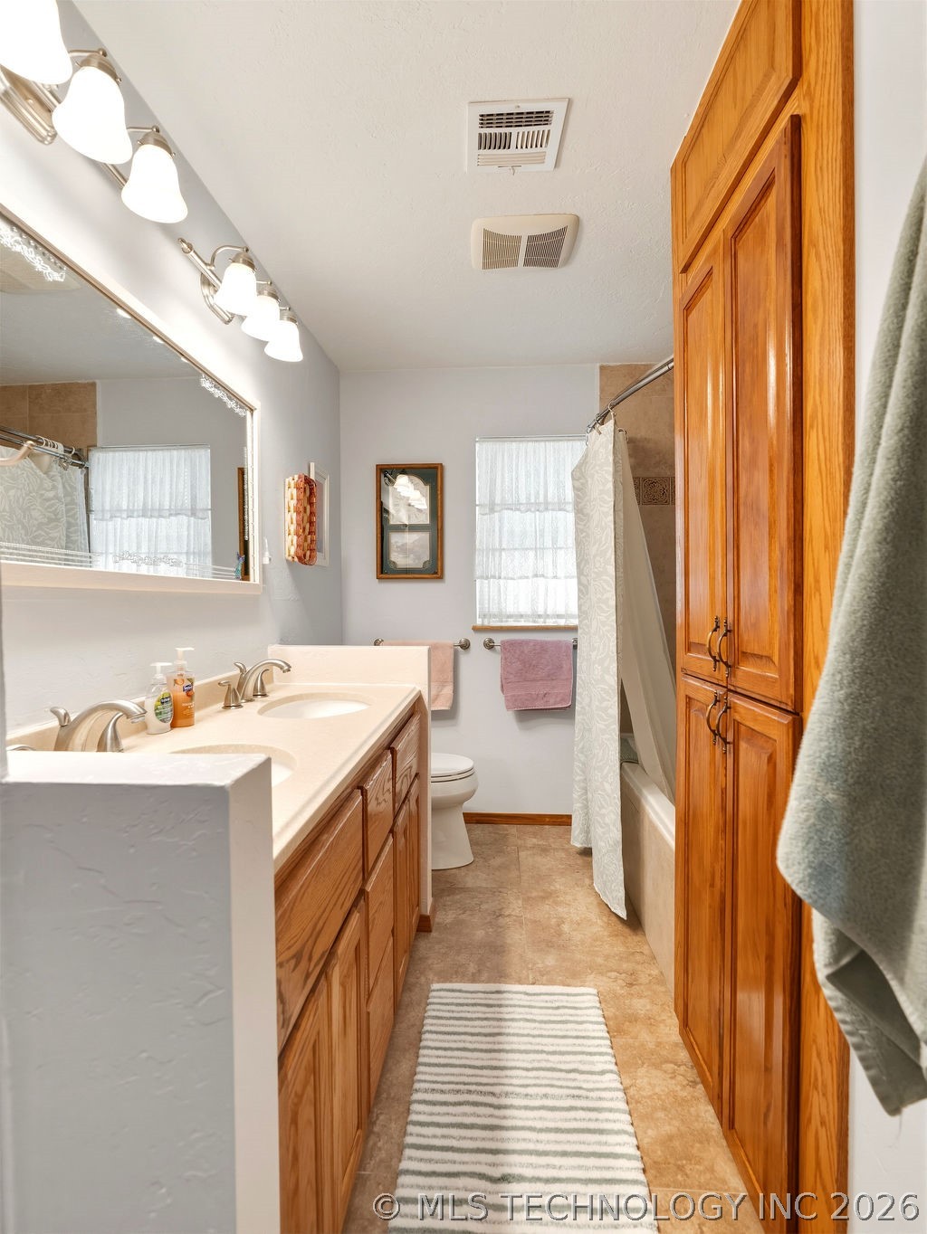 222 Country Club Road Property Photo 28