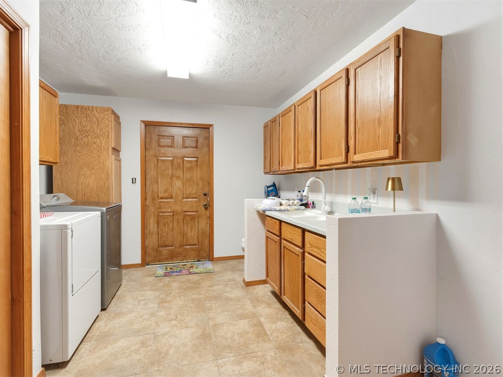 222 Country Club Road Property Photo 32