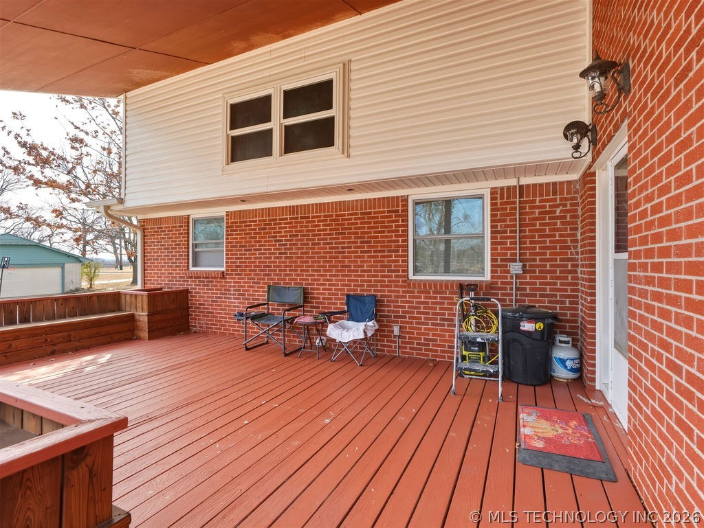 222 Country Club Road Property Photo 41