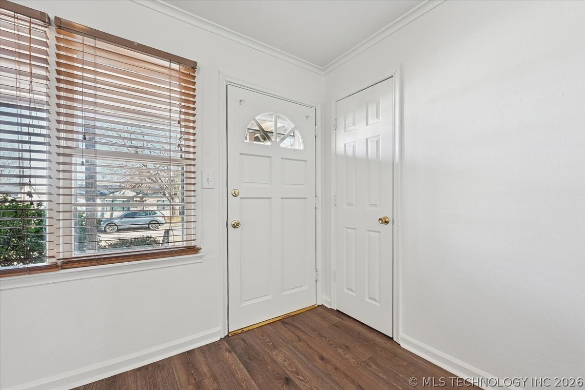 3342 E 30th Street Property Photo 6