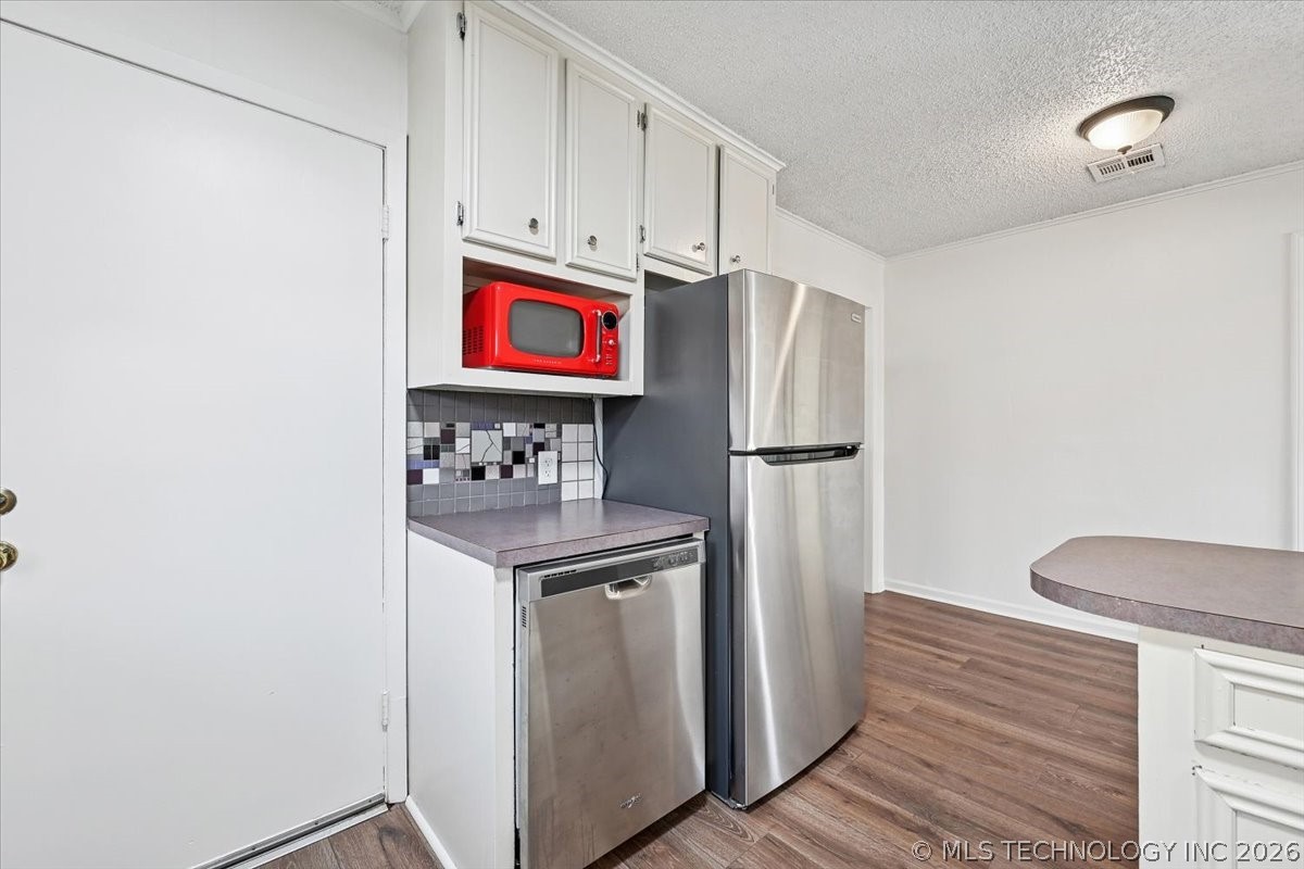 3342 E 30th Street Property Photo 14