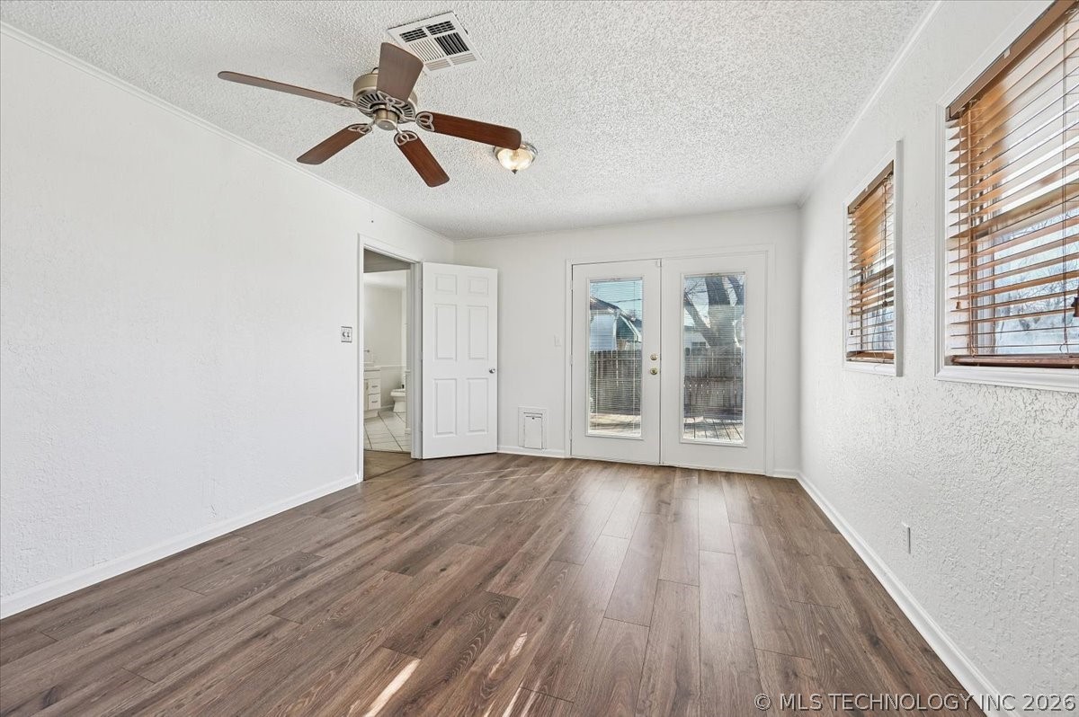 3342 E 30th Street Property Photo 17