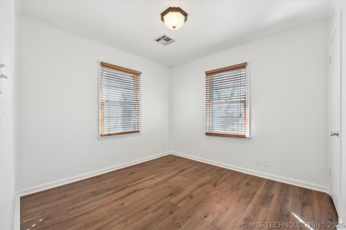 3342 E 30th Street Property Photo 25