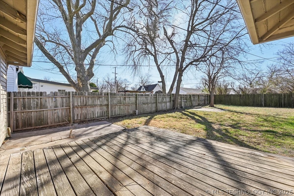 3342 E 30th Street Property Photo 27