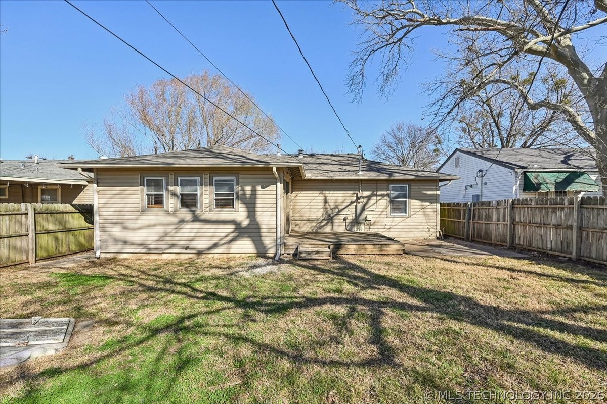 3342 E 30th Street Property Photo 32