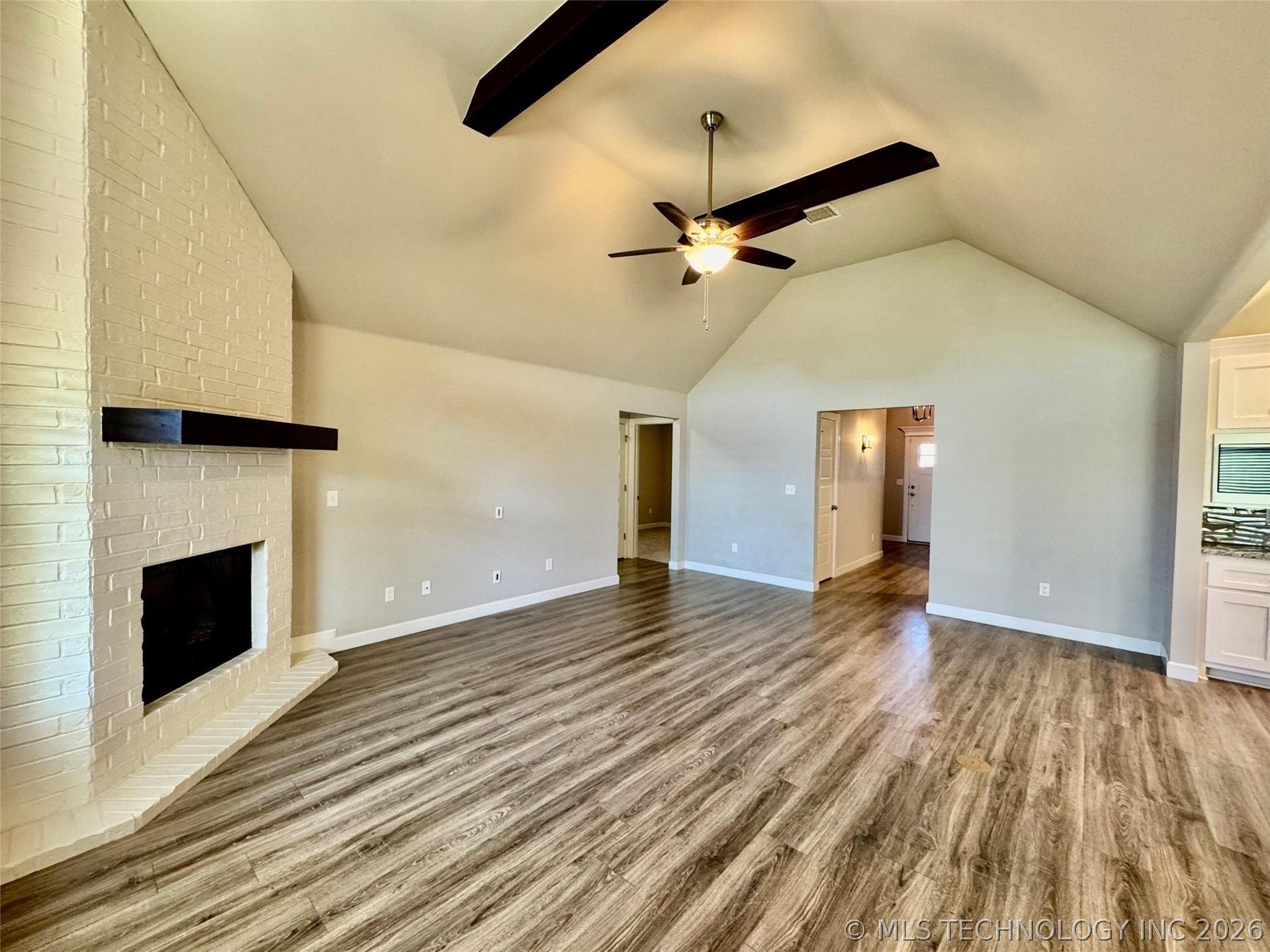 4224 S 185th East Avenue Property Photo 6